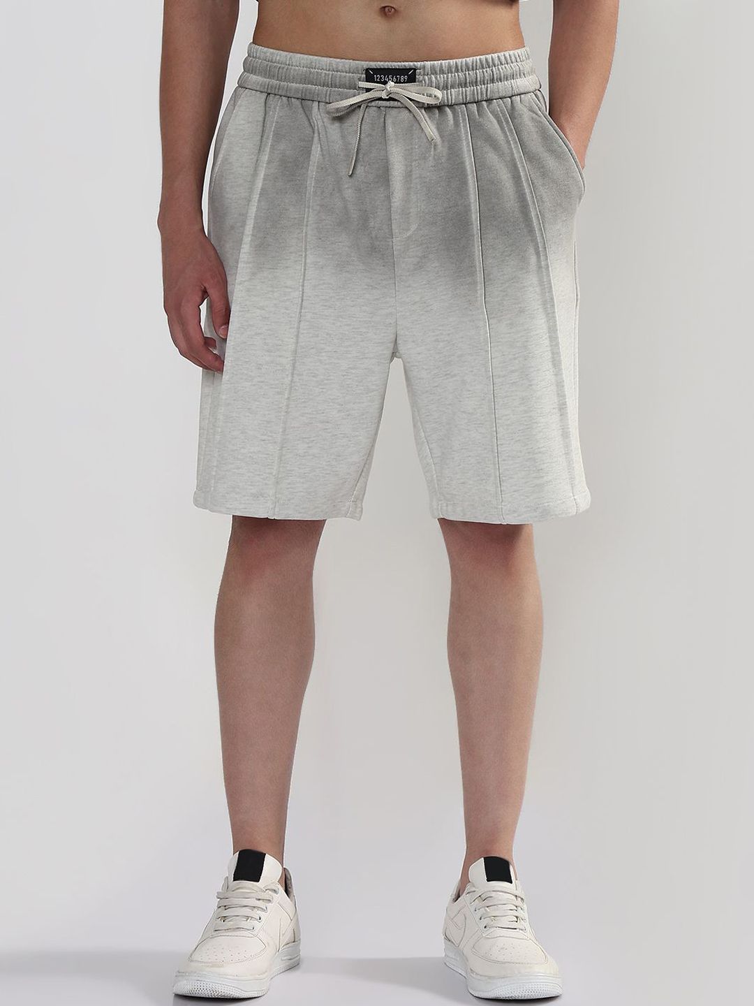 SHOWOFF Men Relaxed Fit Low-Rise Shorts-picture-23