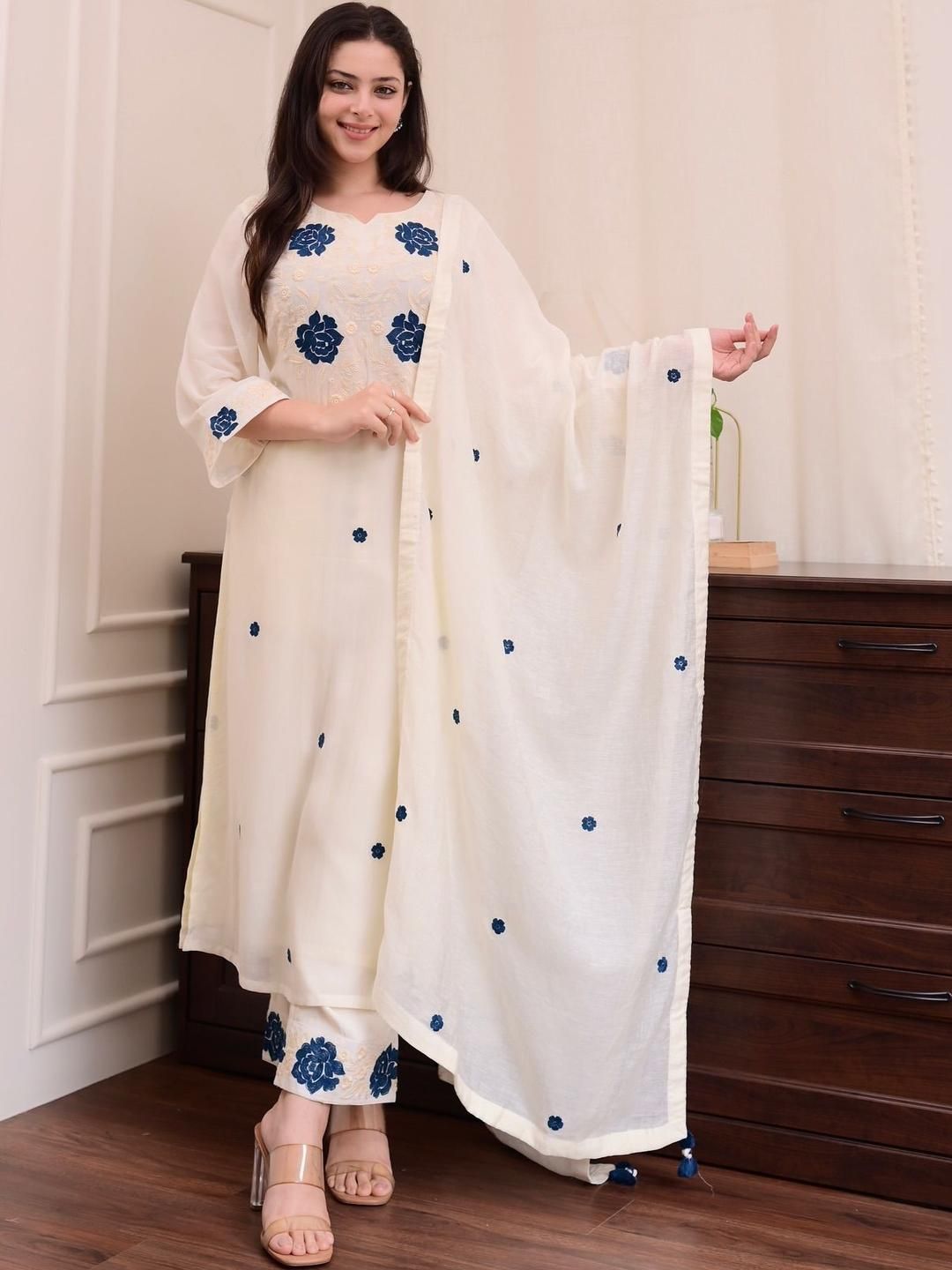 KALINI Women Embroidered Straight Kurta Set