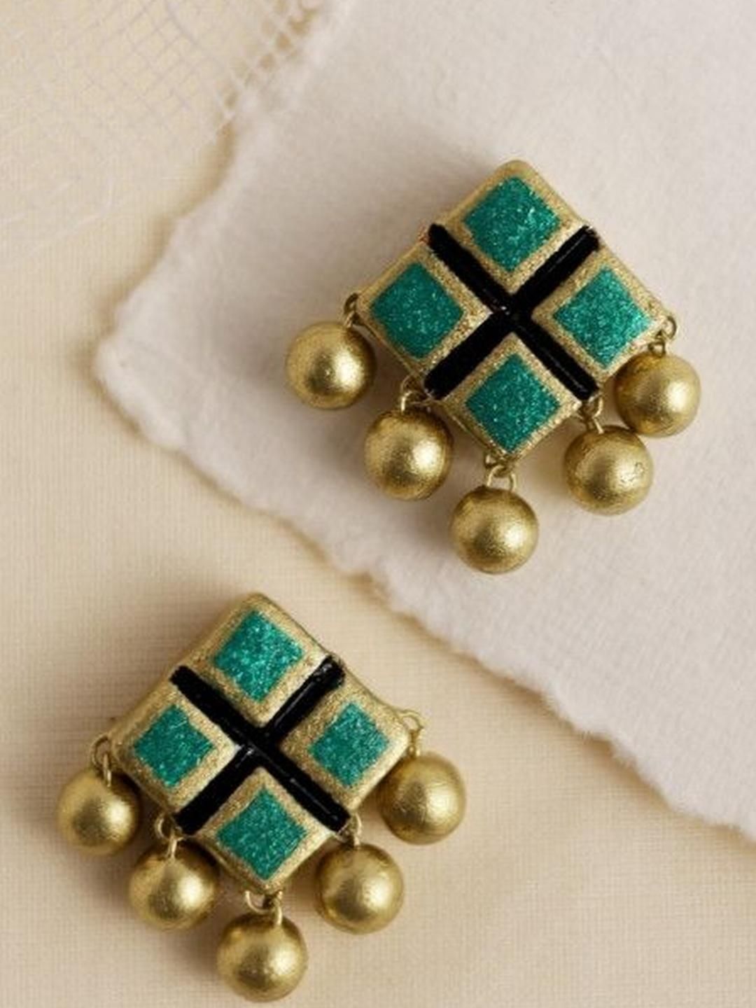 Mridah Diamond Shaped Studs Earrings-picture-21