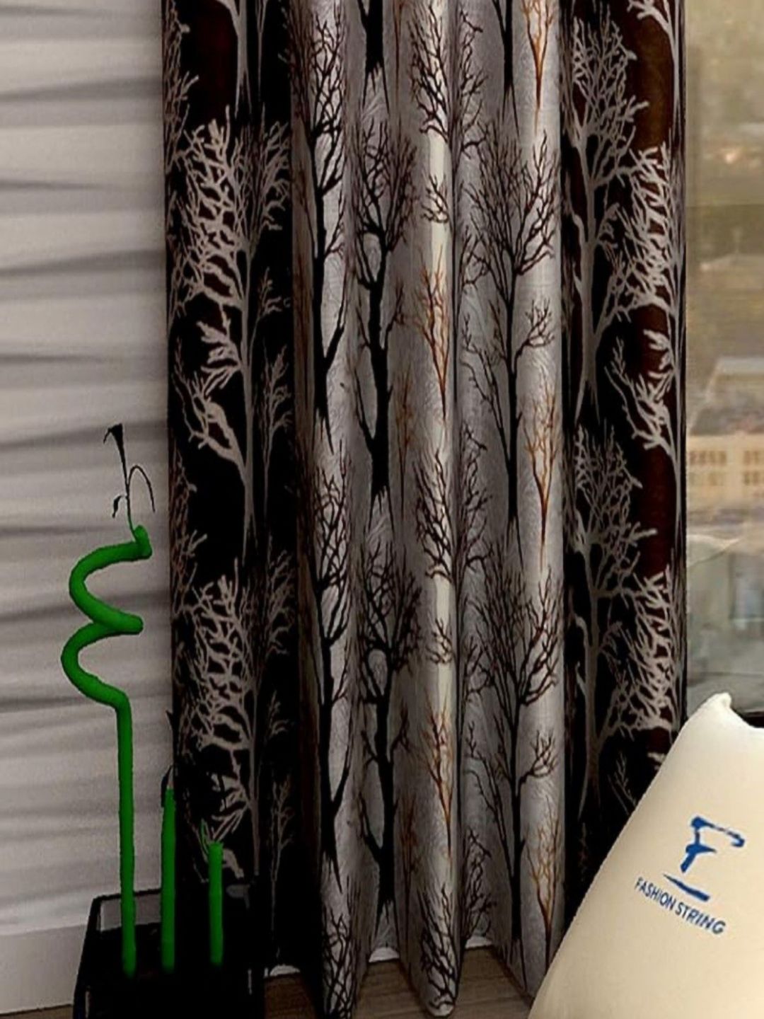 Lunar Days Brown Door Fashion-picture-11