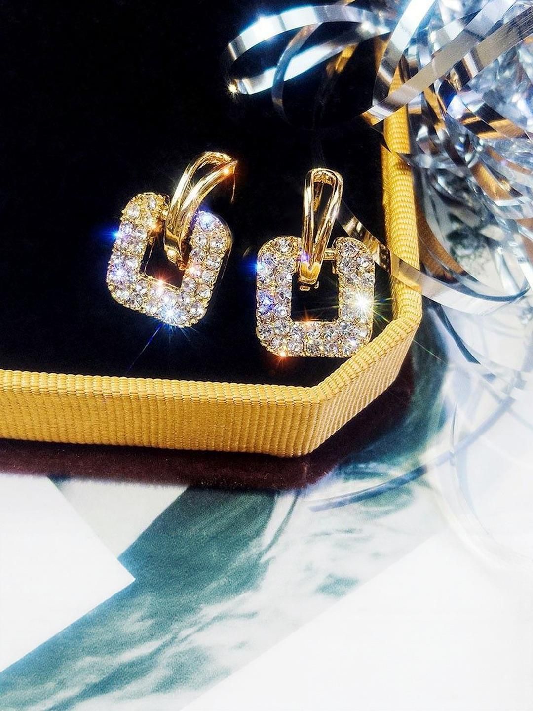 Arzonai Contemporary Studs Earrings-picture-33