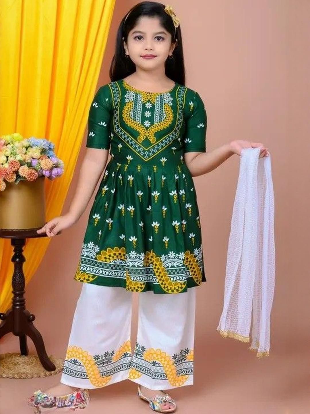 itc fashion Hikuj Girls Ethnic Printed Kurta and Palazzo Set-picture-38