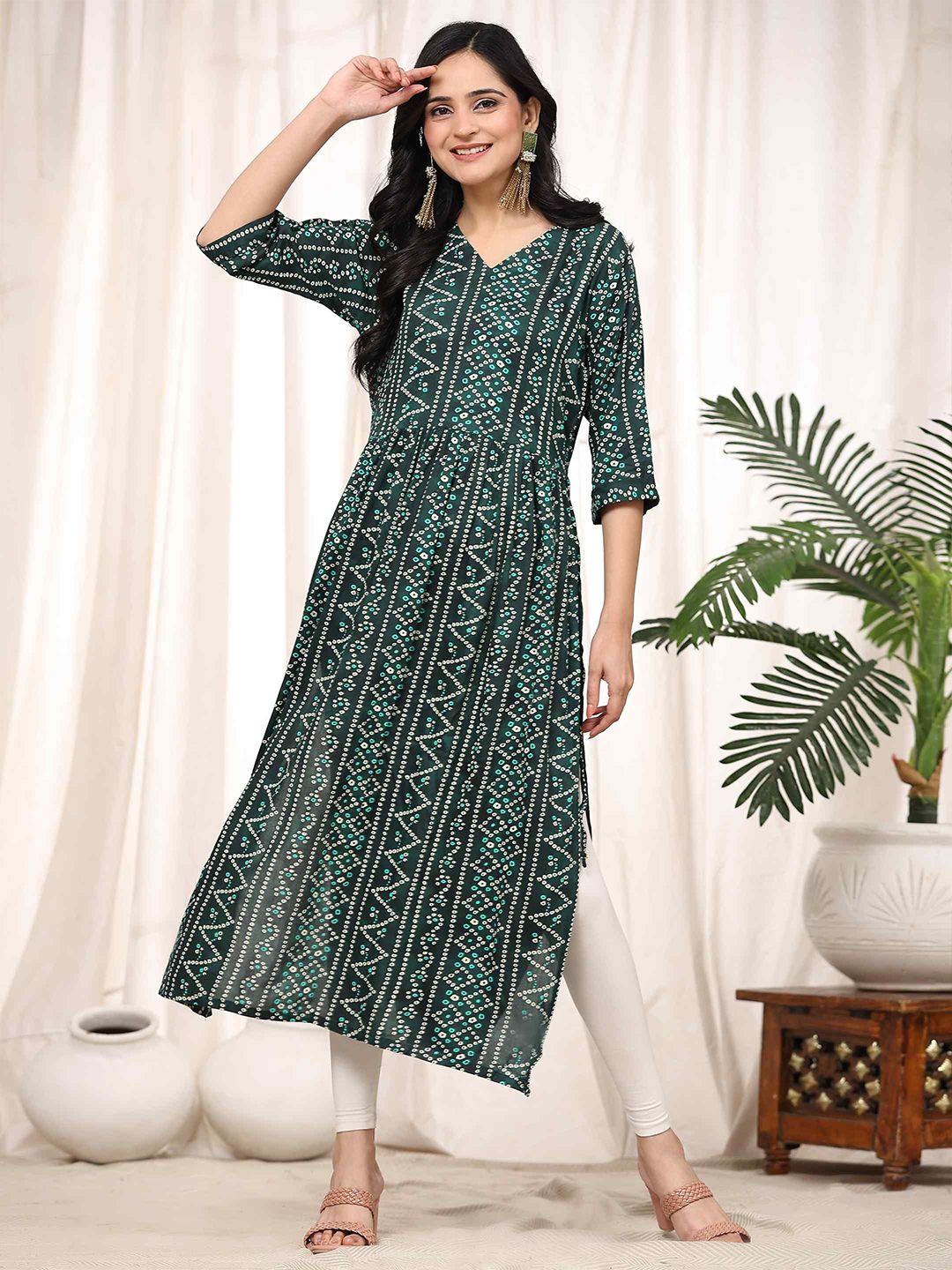 Glomee Women Bandhani Printed Thread Work Kurta-picture-31