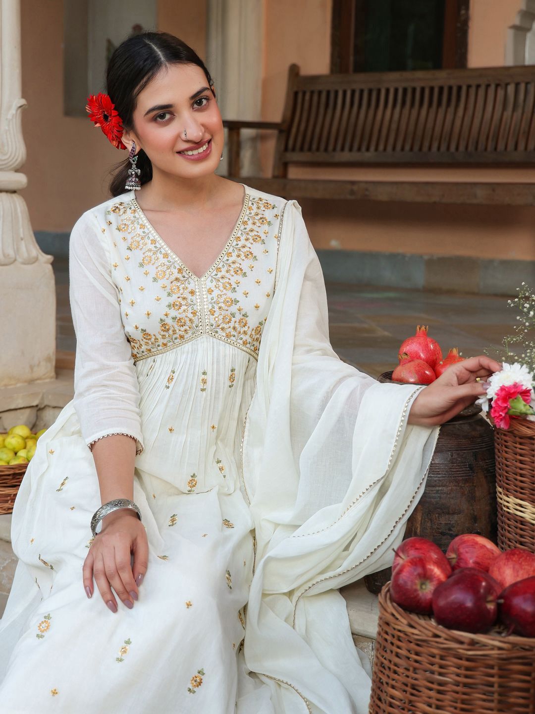 Janasya Women Off White Pure Cotton Embroidered A-line Kurta Set-image-7