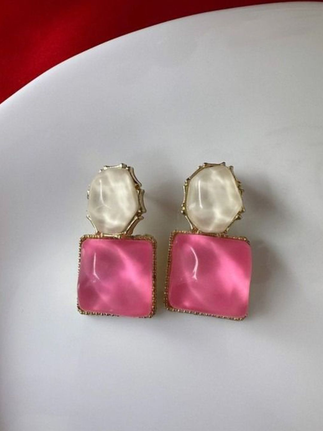 PASU FASHION Gold-Plated Crystals Studded Square Shaped Drop Earrings-picture-27