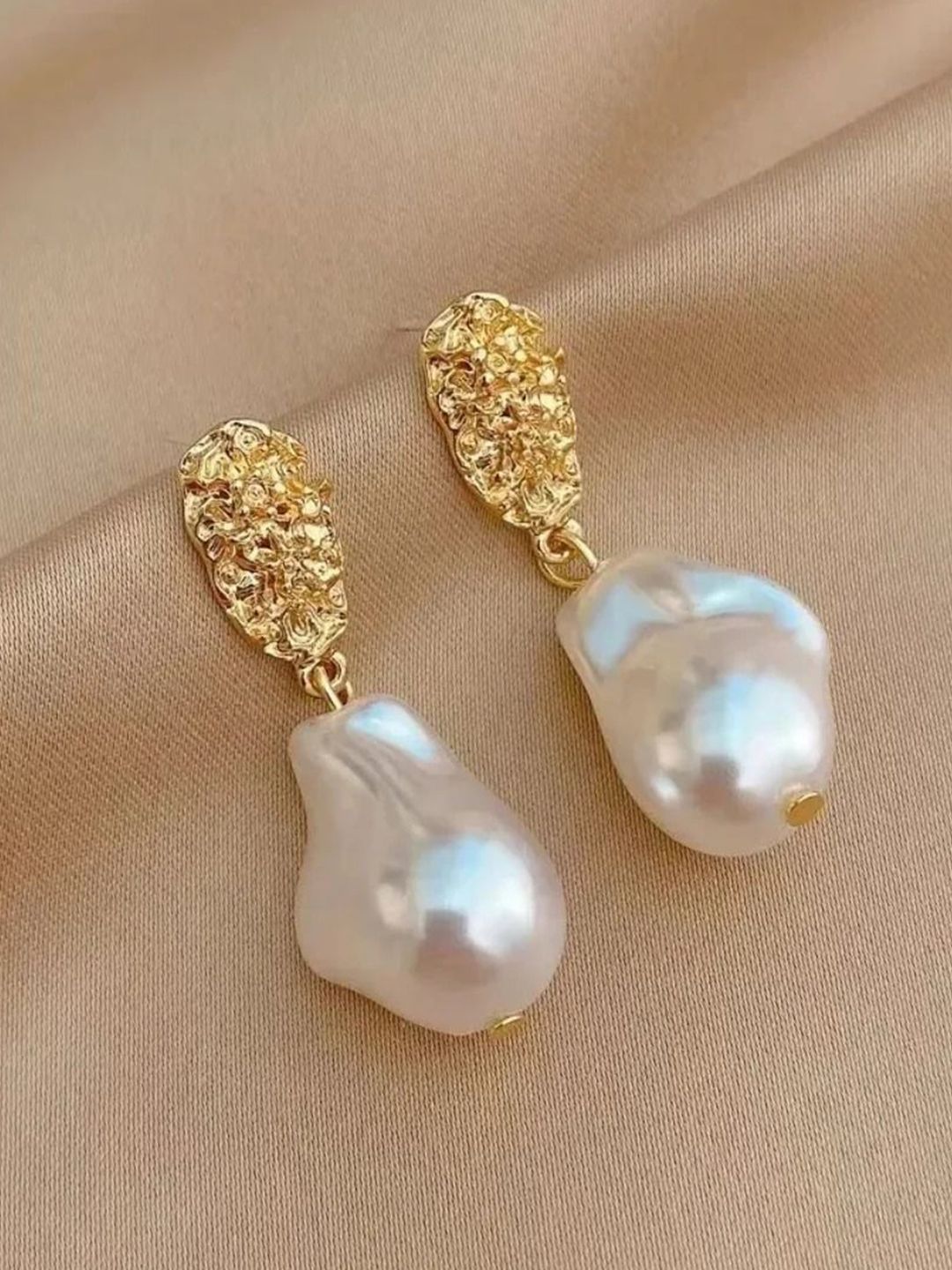 PASU FASHION Gold-Plated Pearls Beaded Contemporary Drop Earrings-picture-23