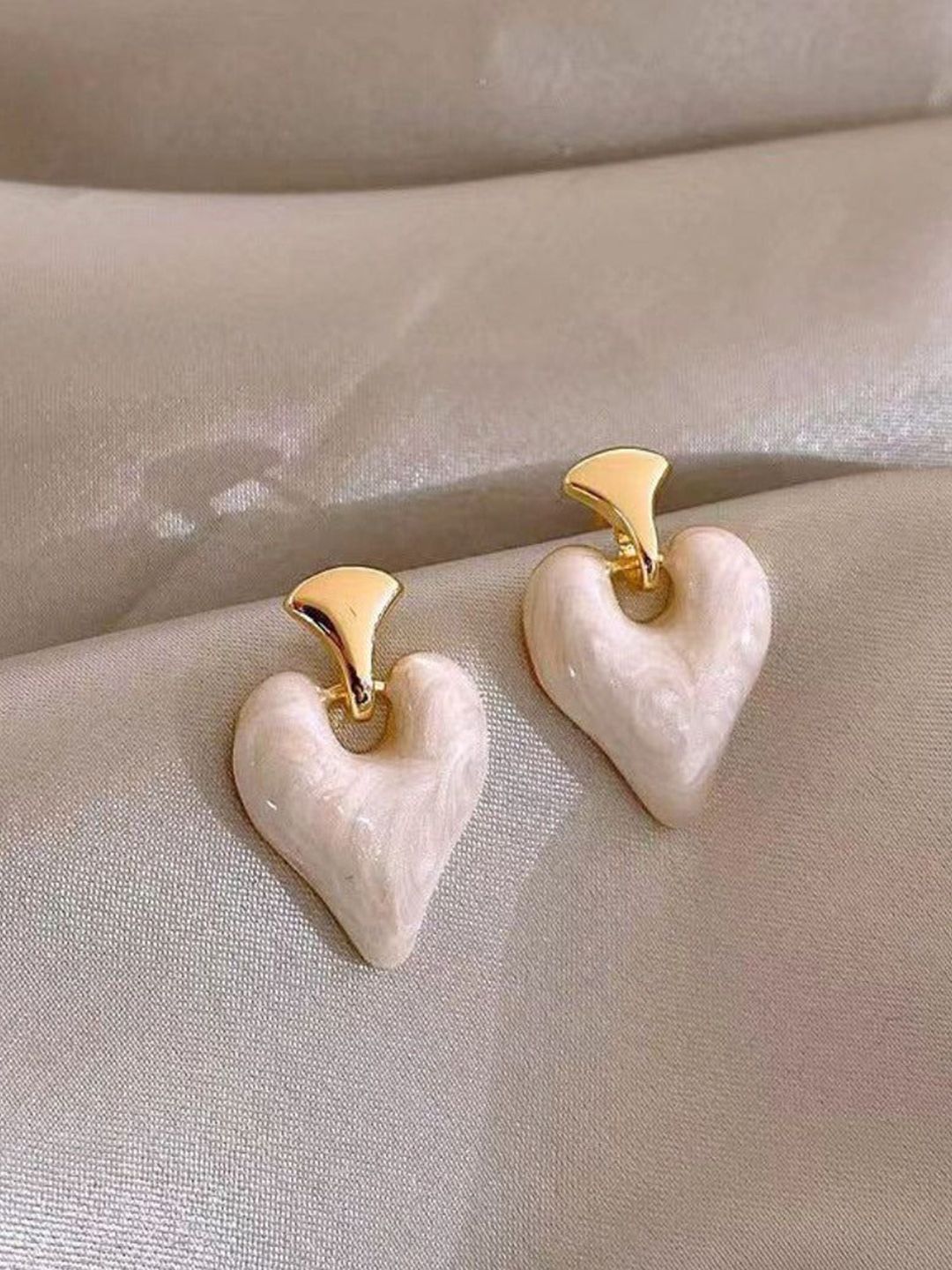 PASU FASHION Gold-Plated Heart Shaped Drop Earrings-picture-18