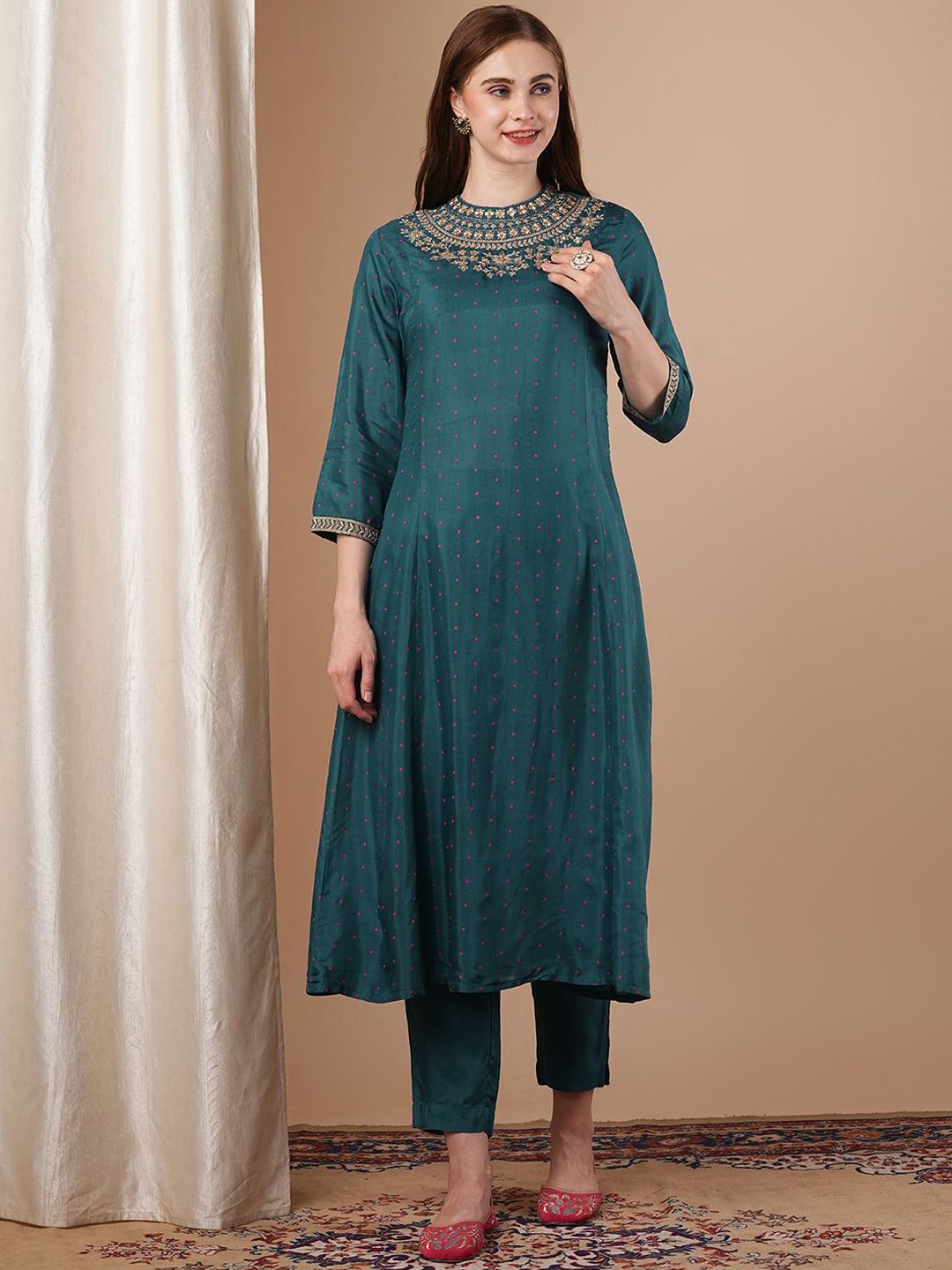 FASHOR Women Ethnic Motifs Printed Panelled Kurta with Trousers