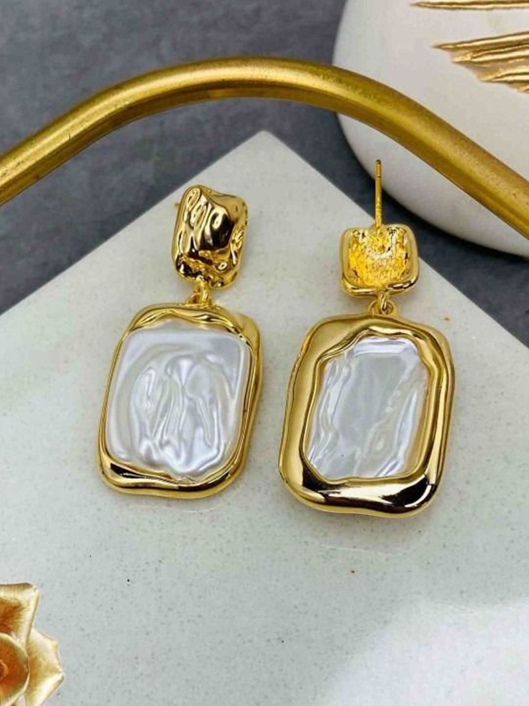 PASU FASHION Gold-Plated Artificial Stone Studded Pearls Beaded Contemporary Drop Earrings-picture-30