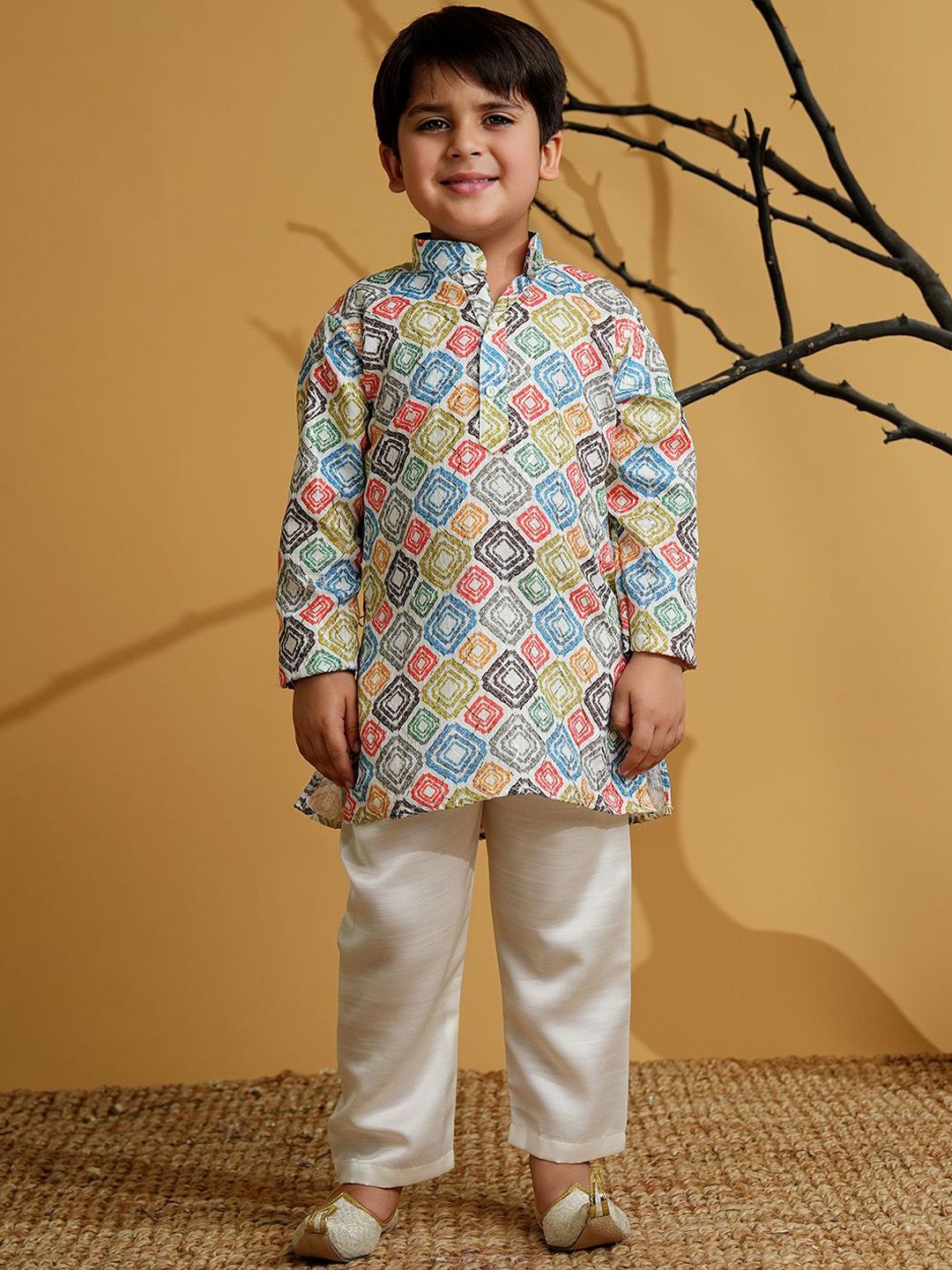 Aj DEZInES Boys Geometric Printed Thread Work Kurta With Pyjama-picture-19
