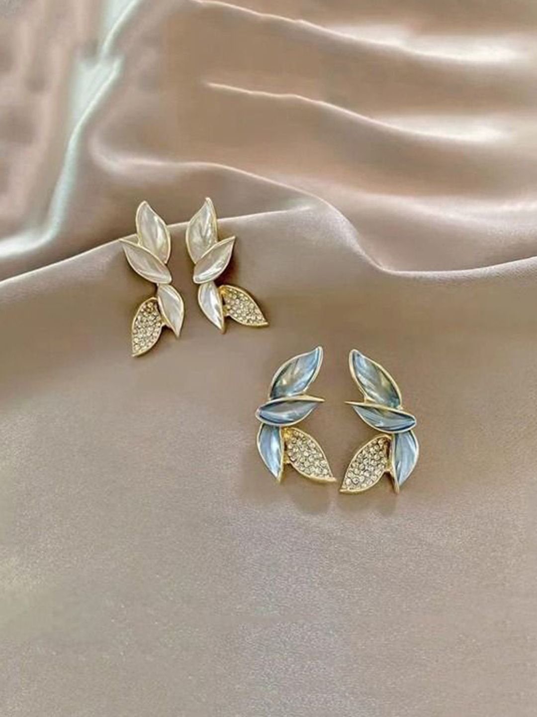 PASU FASHION Set Of 2 Gold-Plated Artificial Stones Studded Leaf Shaped Studs-picture-34