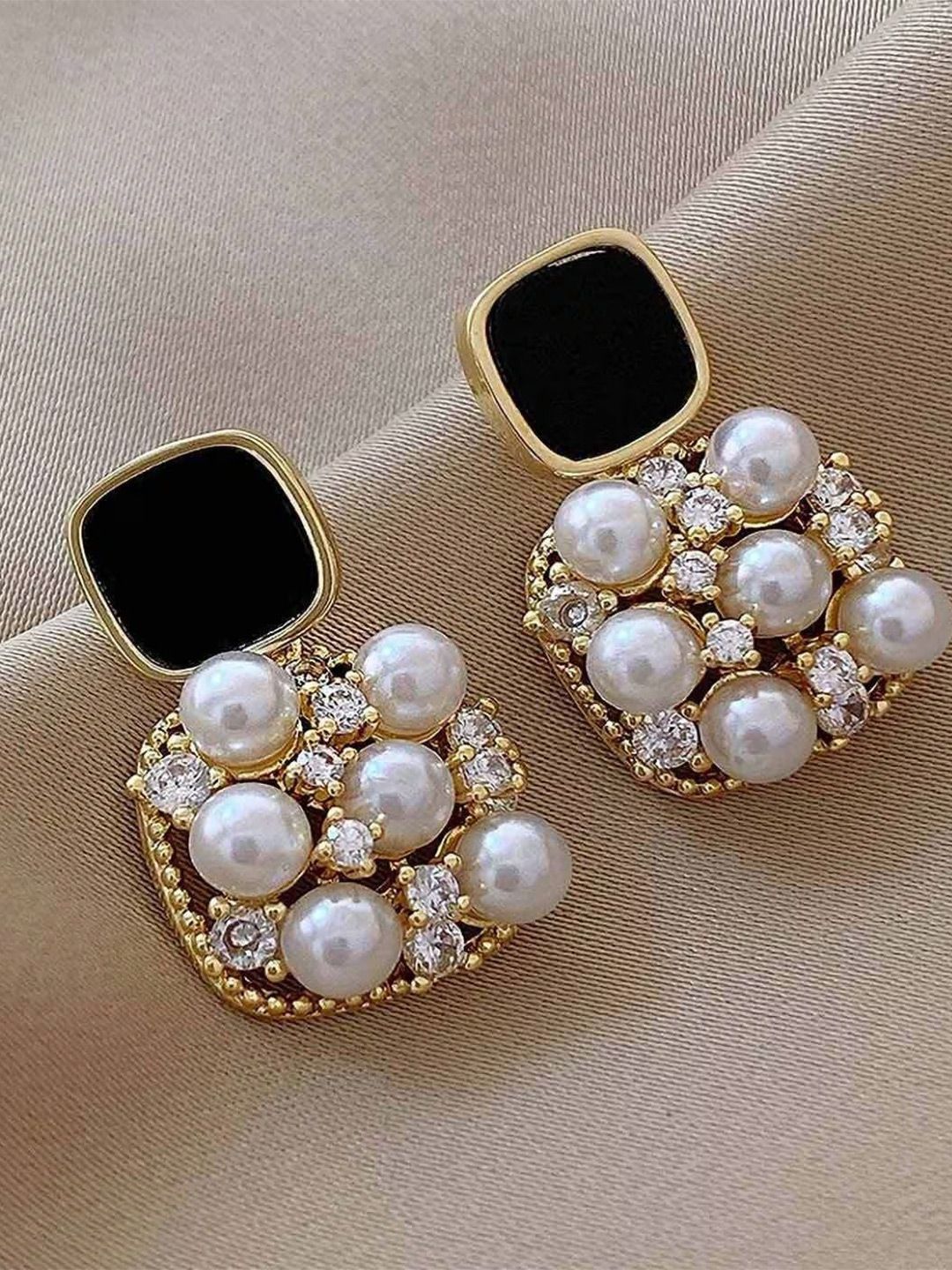 PASU FASHION Gold-Plated Pearls Beaded Square Shaped Drop Earrings-picture-26