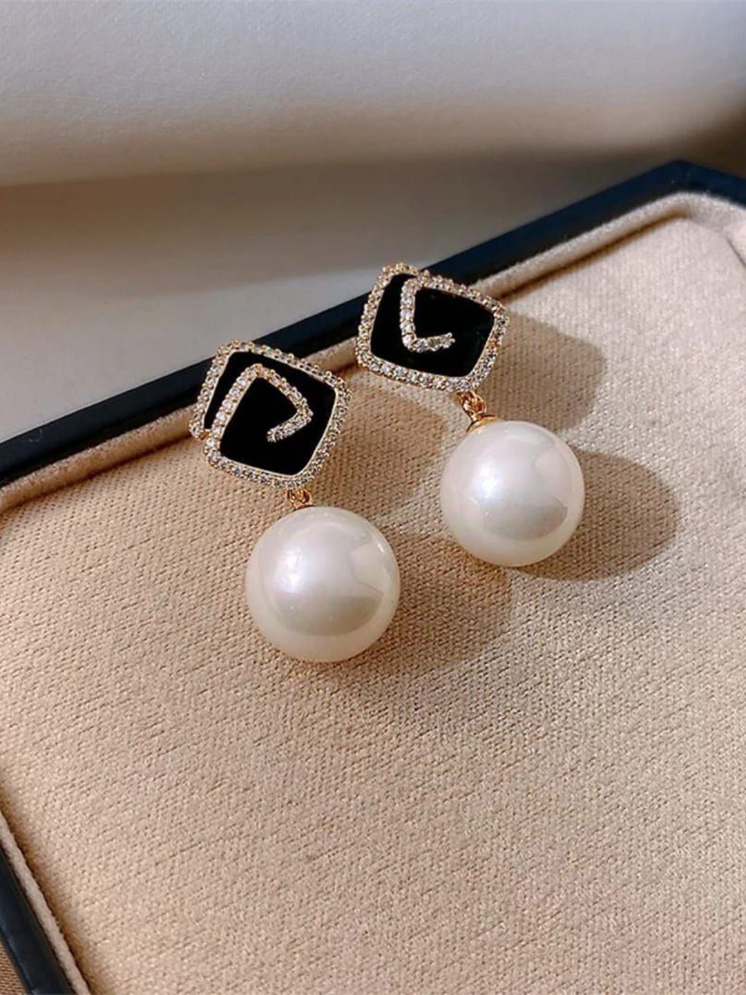 PASU FASHION Korean Gold-Plated Artificial Stones Studded & Beads Beaded Drop Earrings-picture-26