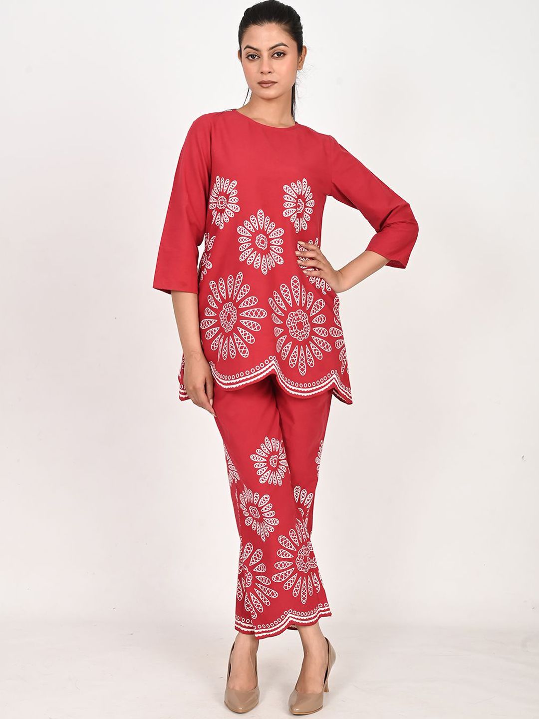 Dora Dori Floral Printed Pure Cotton Round Neck Top With Trousers Co-Ords-picture-20