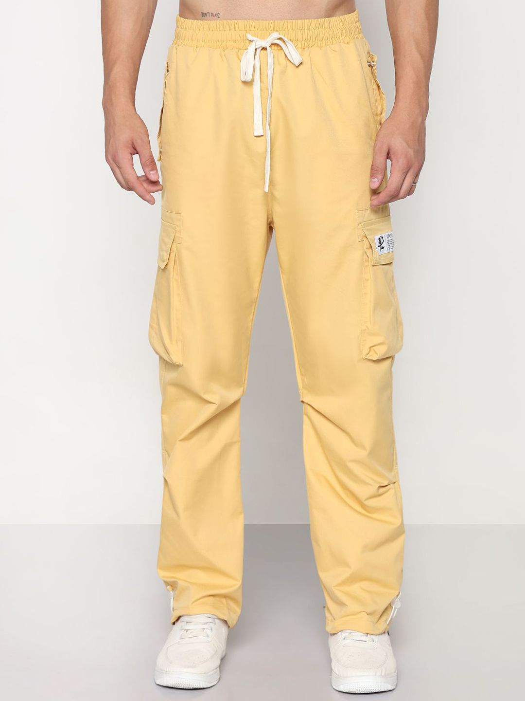 SHOWOFF Men Comfort Straight Fit Low-Rise Cargos Trousers-picture-20