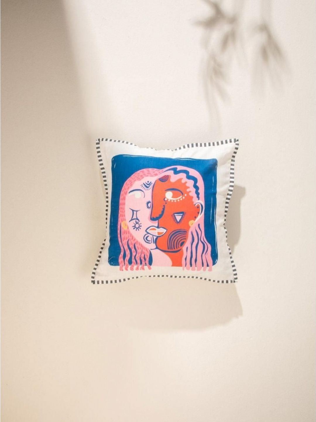 FREEDOM TREE Blue & White Square Cushion Covers-picture-15