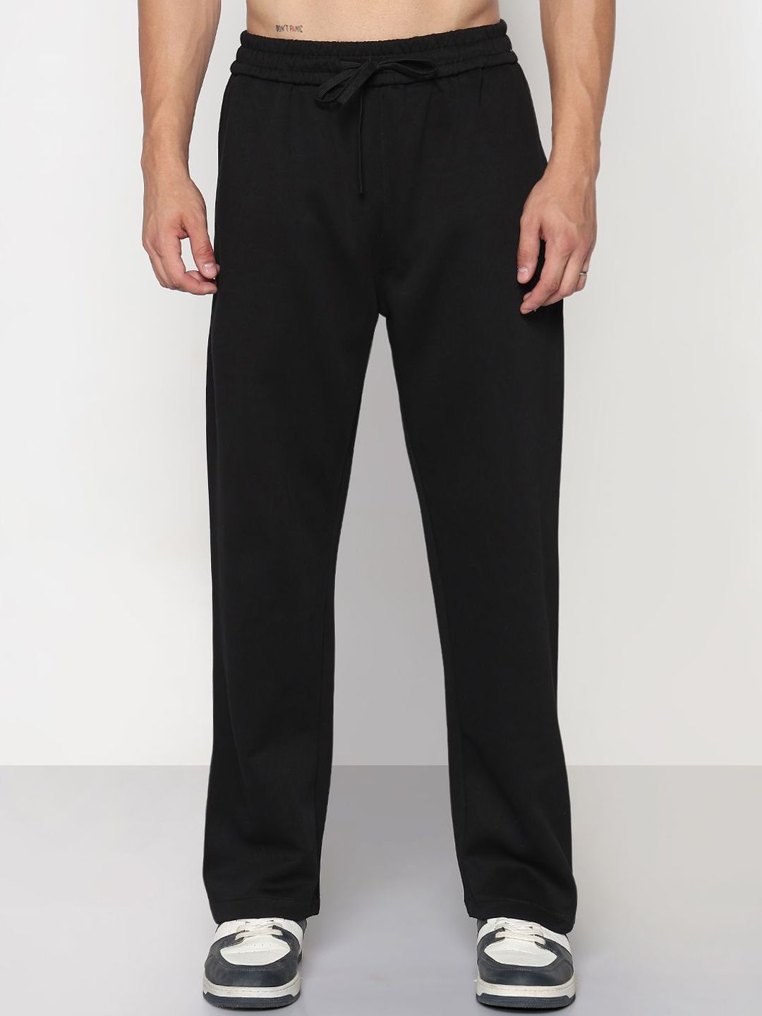 SHOWOFF Men Comfort Straight Fit Mid-Rise Trousers-picture-29