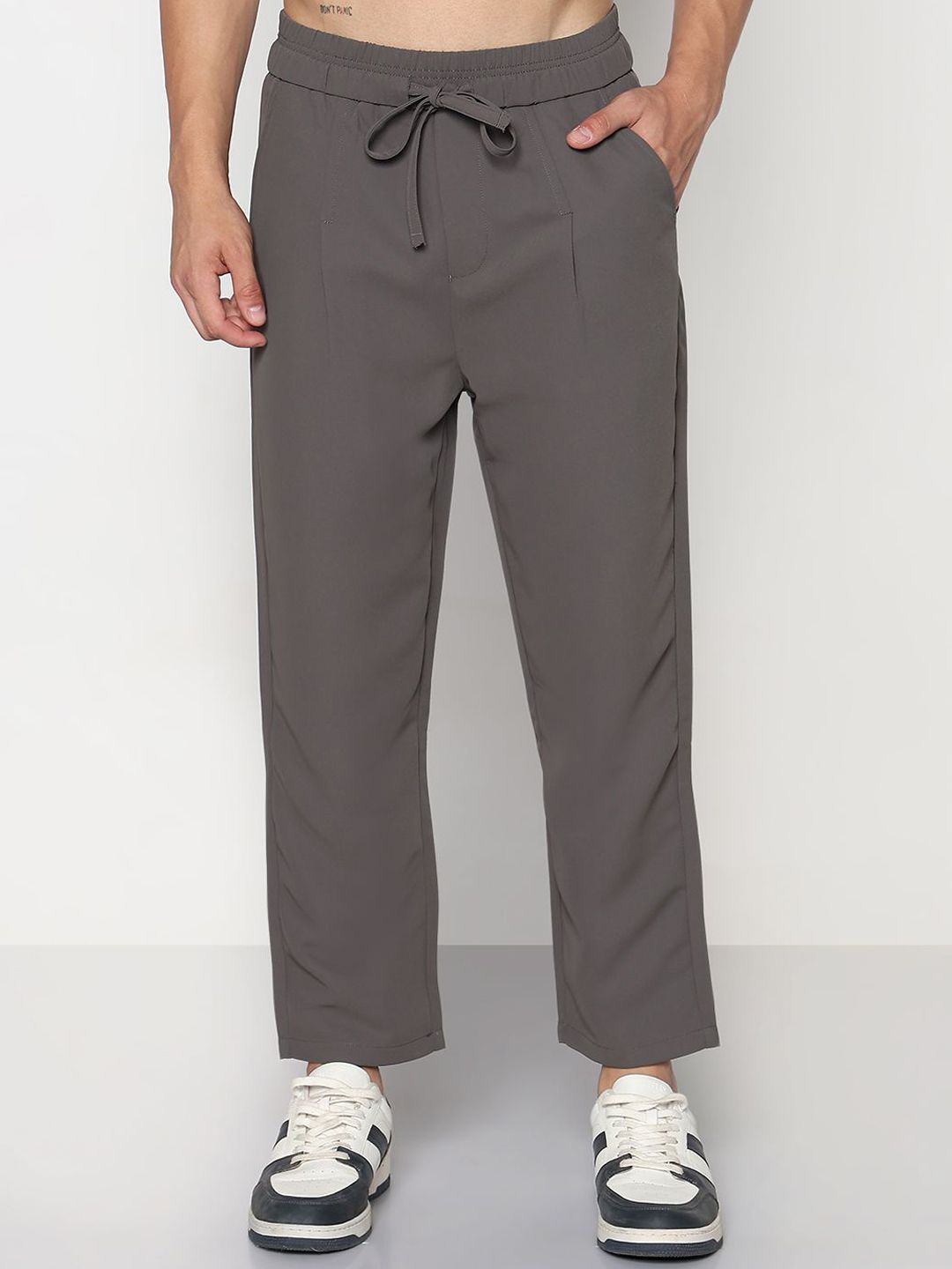 SHOWOFF Men Comfort Straight Fit Low-Rise Trousers-picture-12