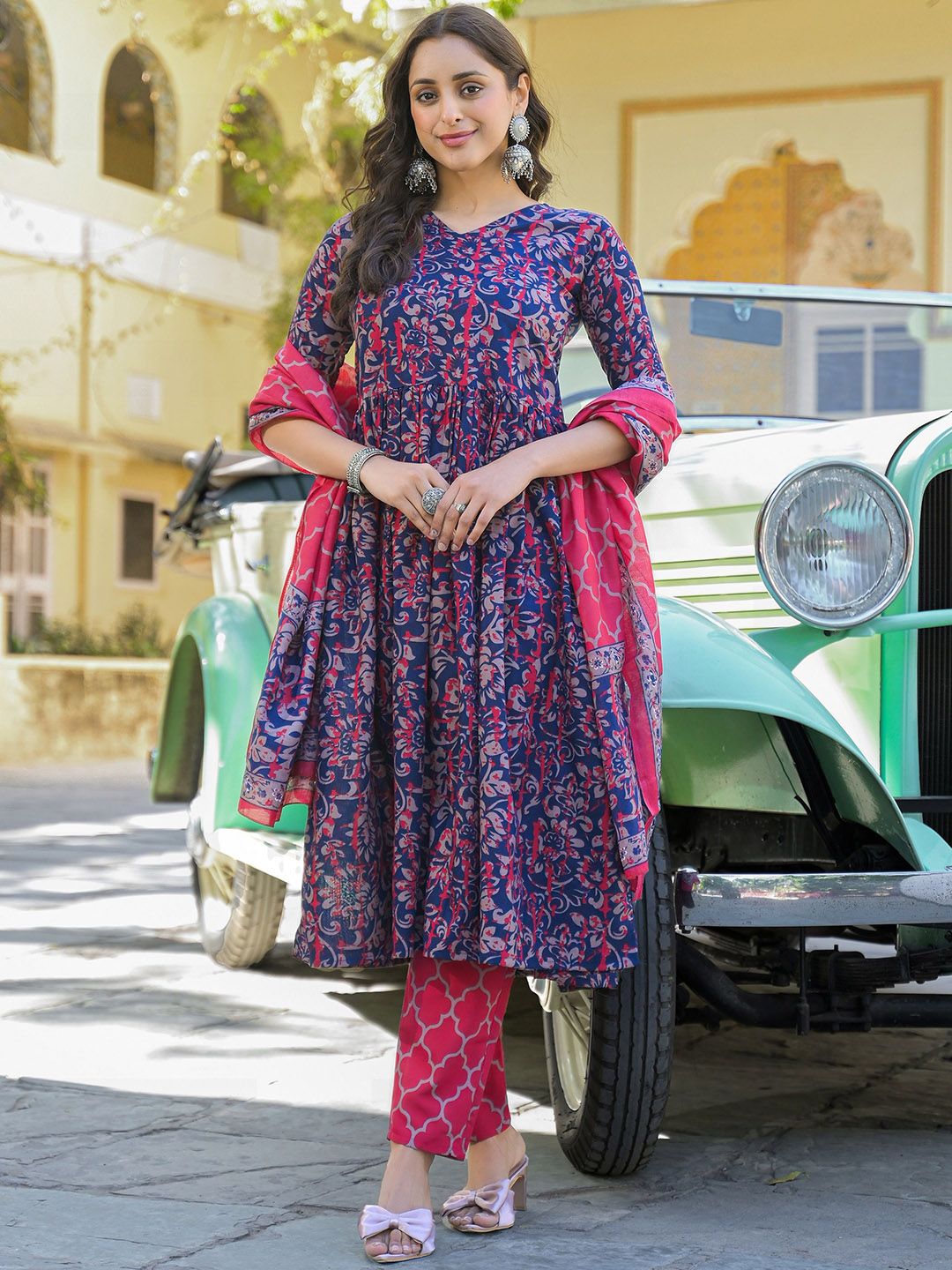 SRILICA Women Ethnic Motifs Printed Regular Kurta with Trousers & With Dupatta