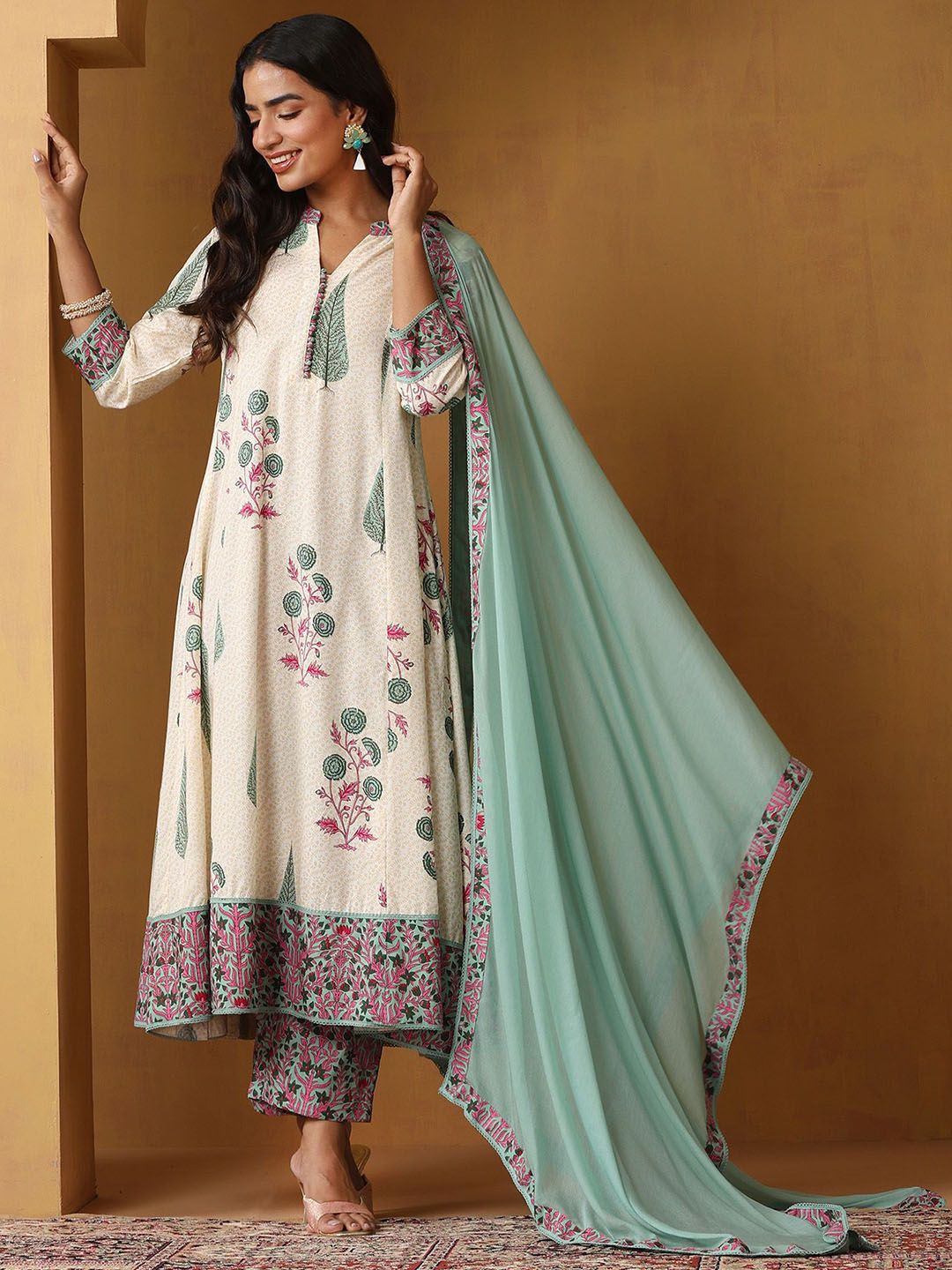 Khushal K Floral Printed Mandarin Collar Pure Cotton A-Line Kurta With Trousers & Dupatta