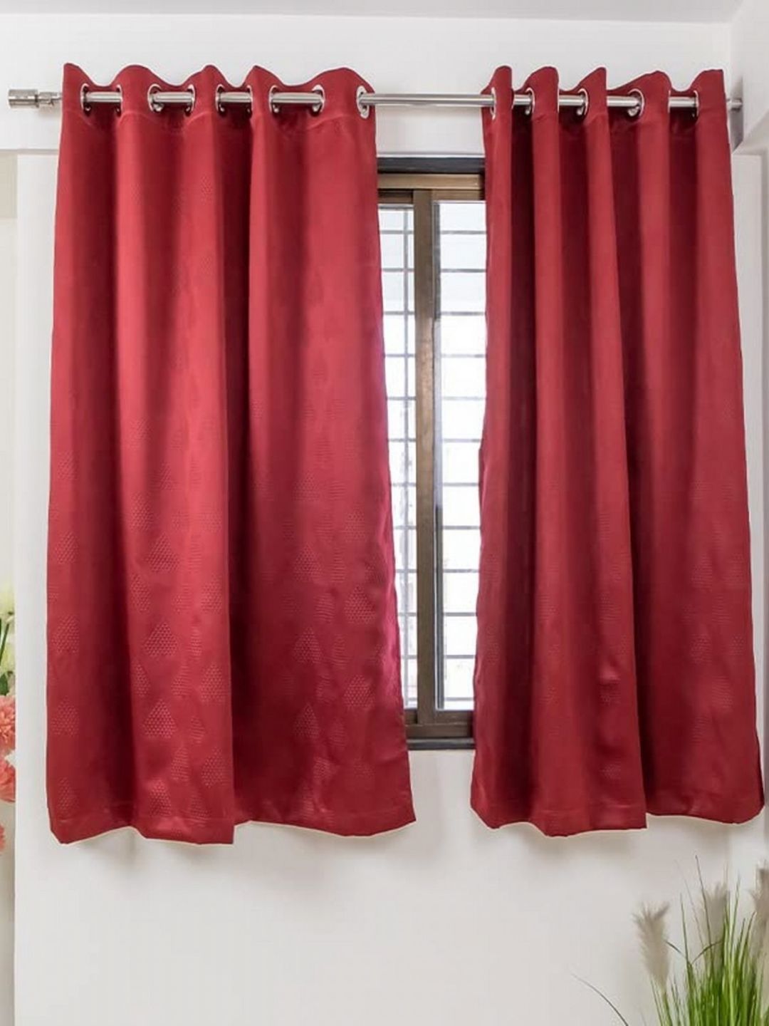 Parda Online Maroon Pack Of 4 Black Out Window Curtain-image-15