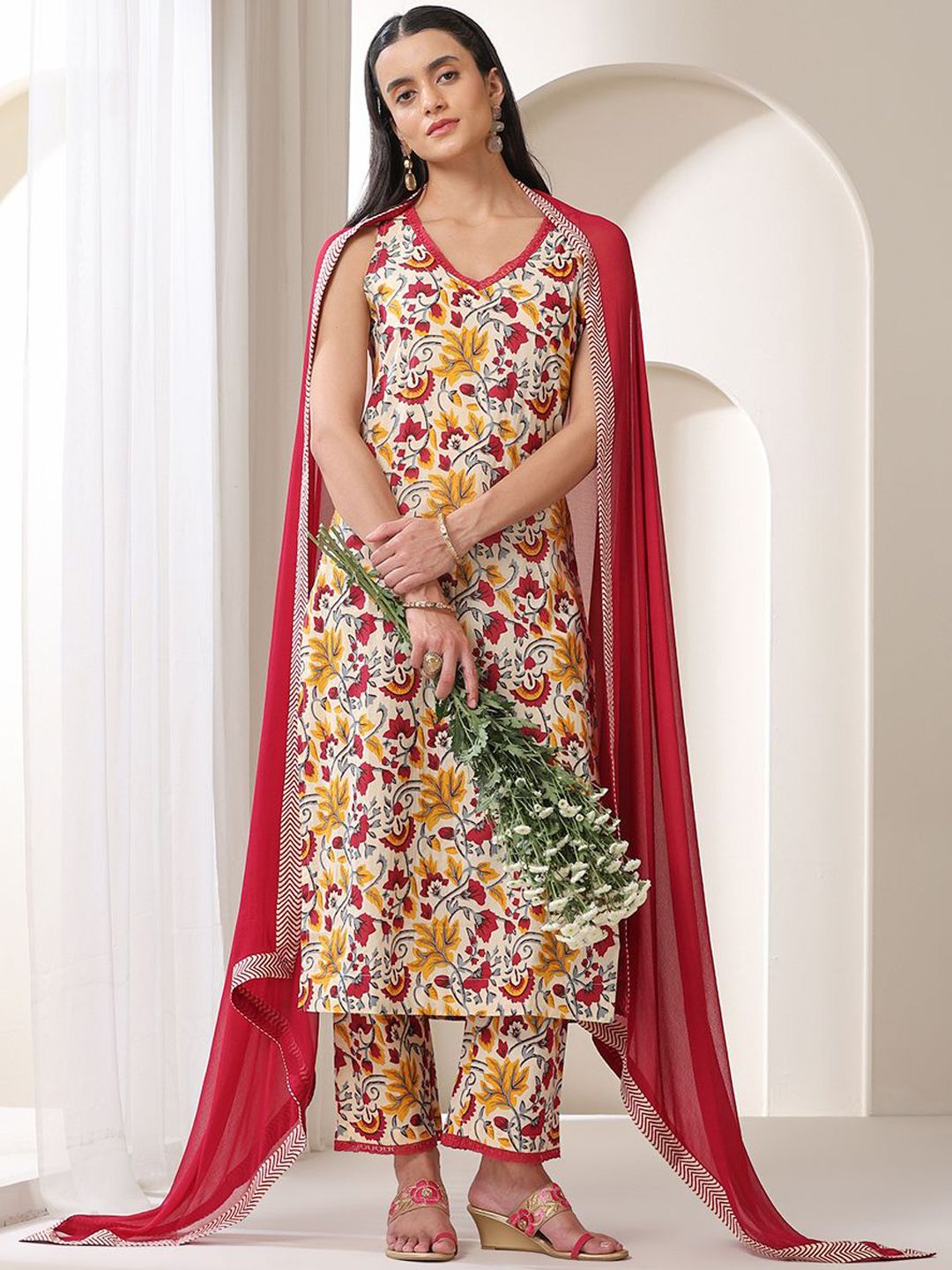 Khushal K Floral Printed V-Neck Pure Cotton Straight Kurta With Trousers & Dupatta