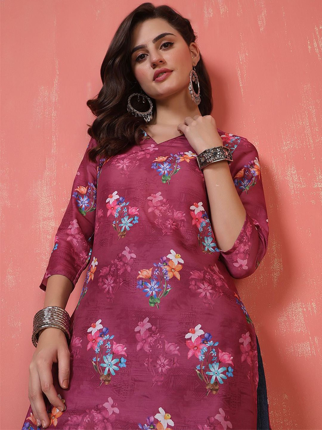 Anouk Rustic Floral Printed V-Neck Straight Kurta-picture-35