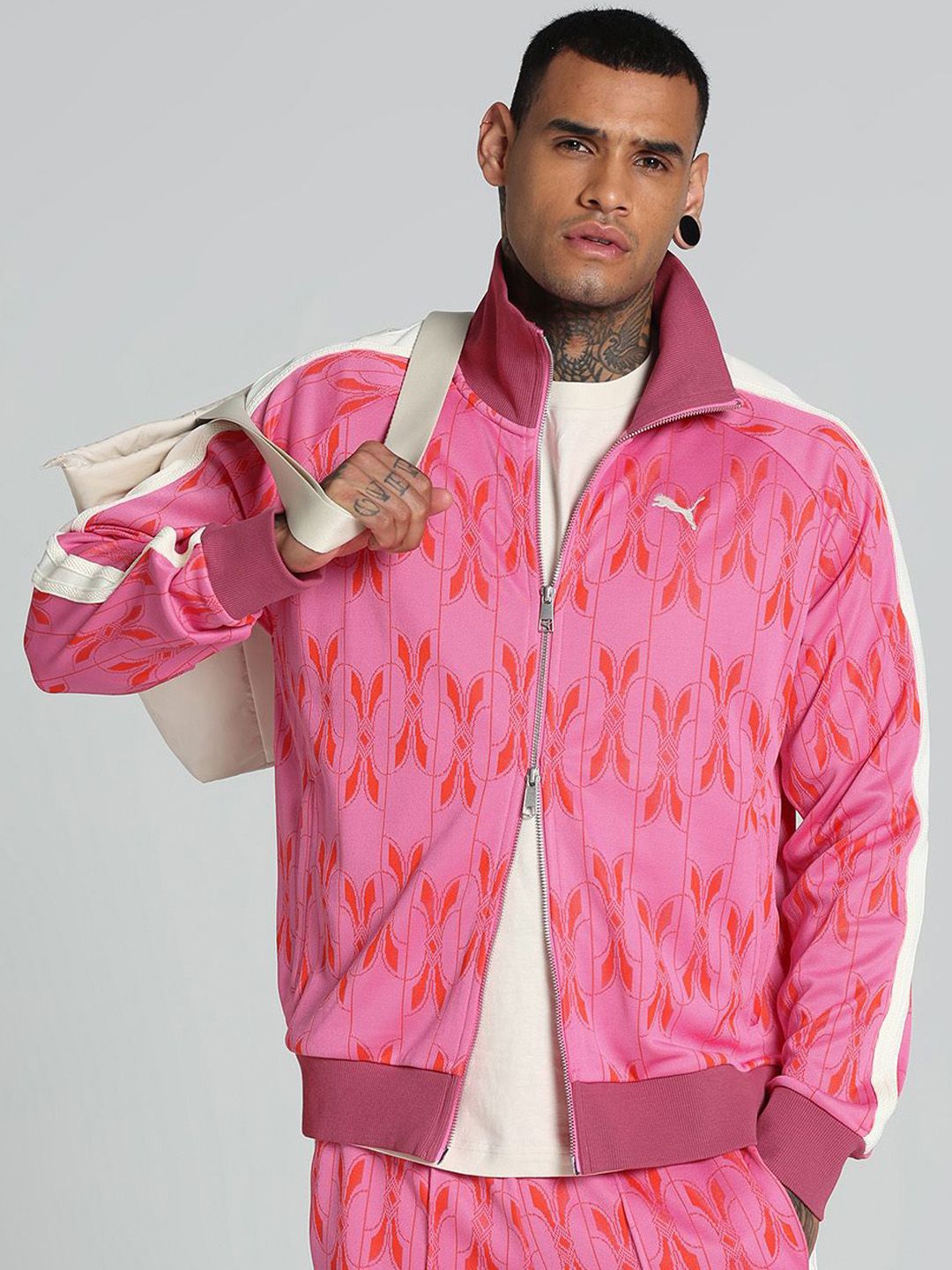 Puma The NeverWorn V T7 Graphic Printed Relaxed Fit Track Jacket-picture-19