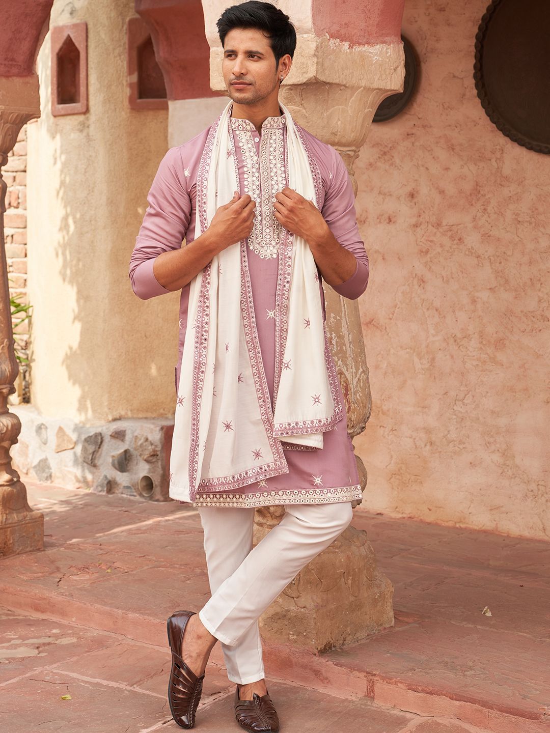 Jompers Men Embroidered Regular Chikankari Kurta with Pyjamas & With Dupatta-picture-12