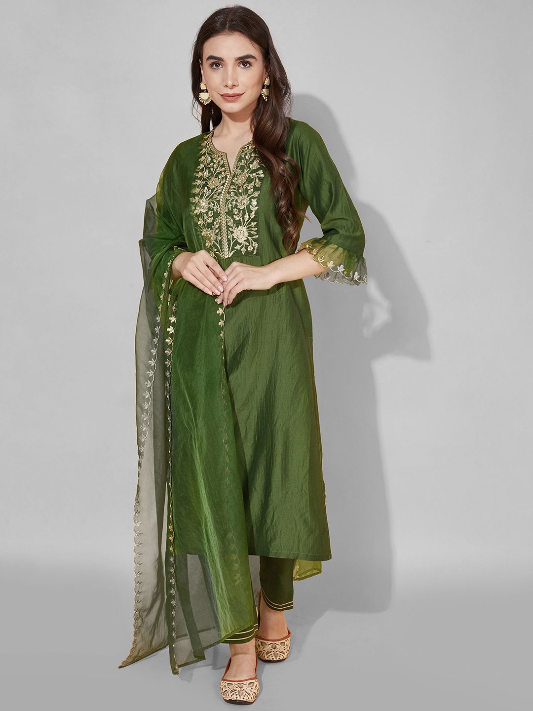 SANISA Women Ethnic Motifs Embroidered Regular Kurta with Trousers & With Dupatta-picture-26