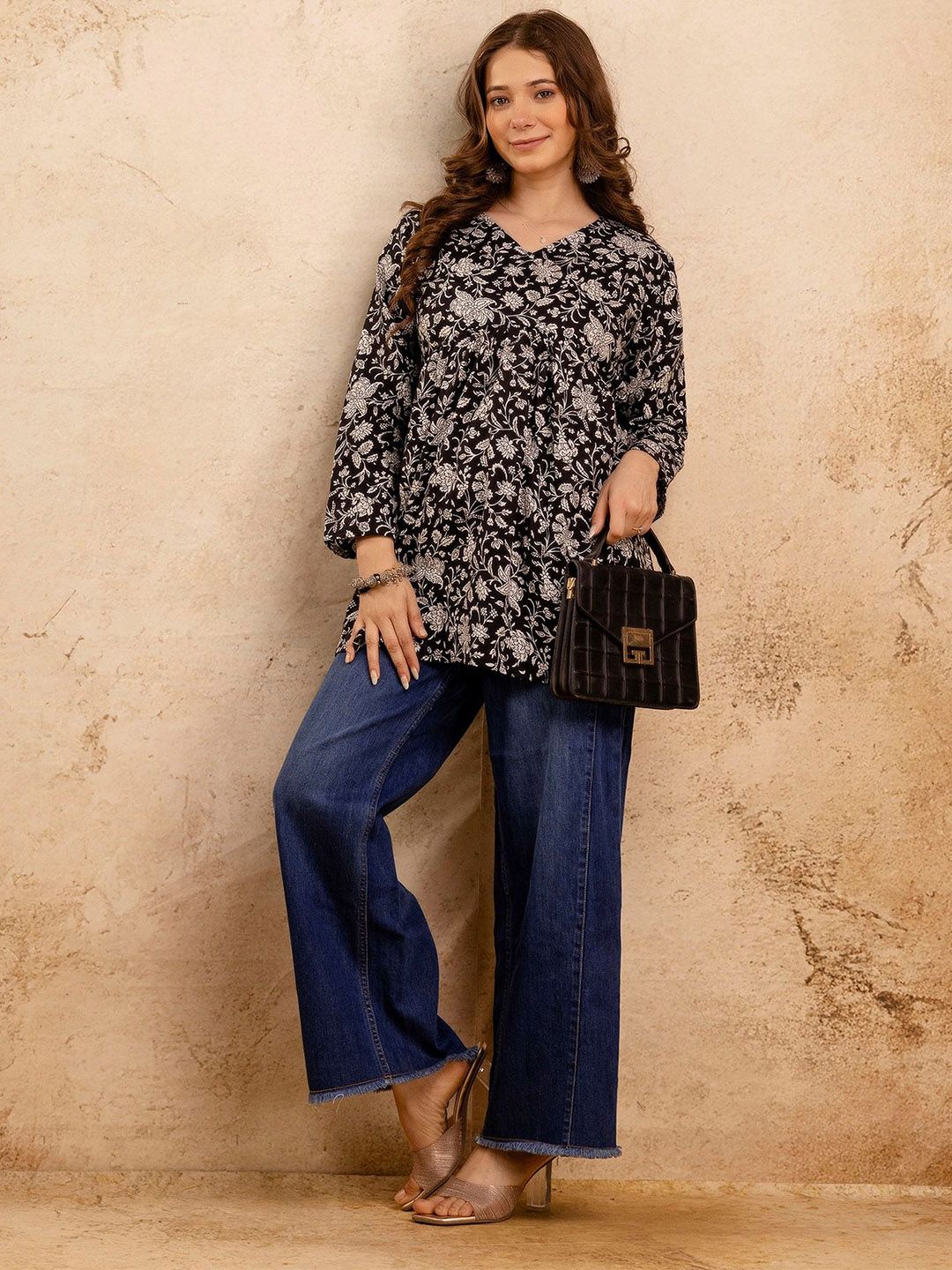 Mialo fashion Floral Printed V-Neck Anarkali Kurti-picture-17