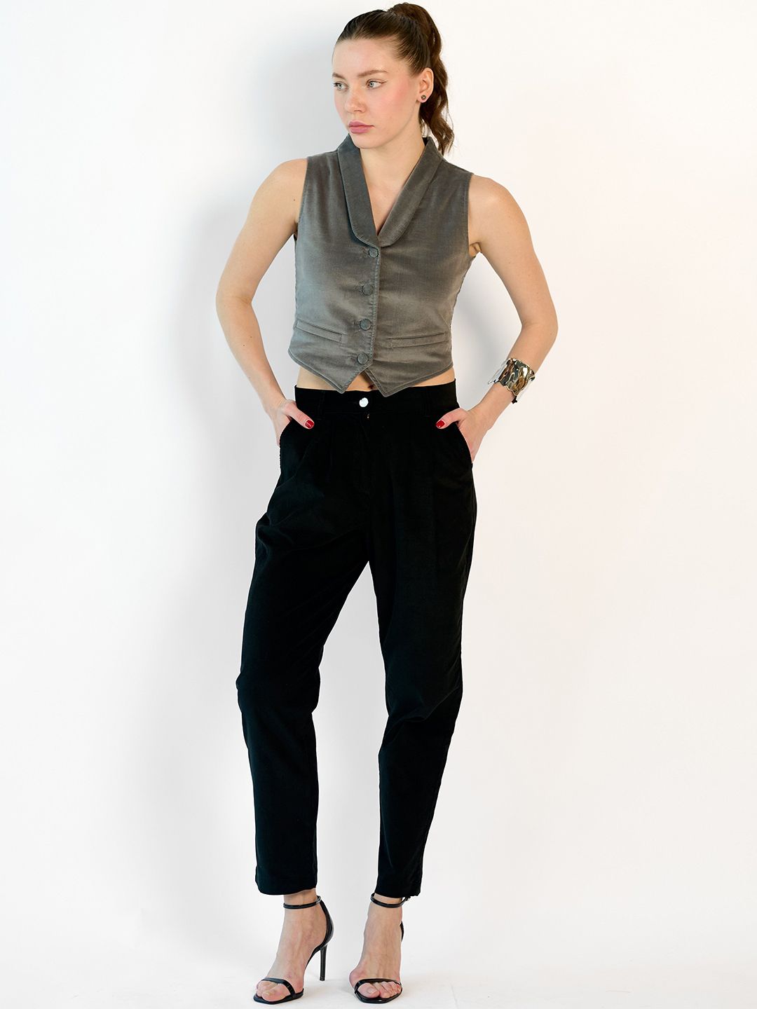 Virgio Women Solid Pure Cotton V-Neck Waistcoat-picture-27