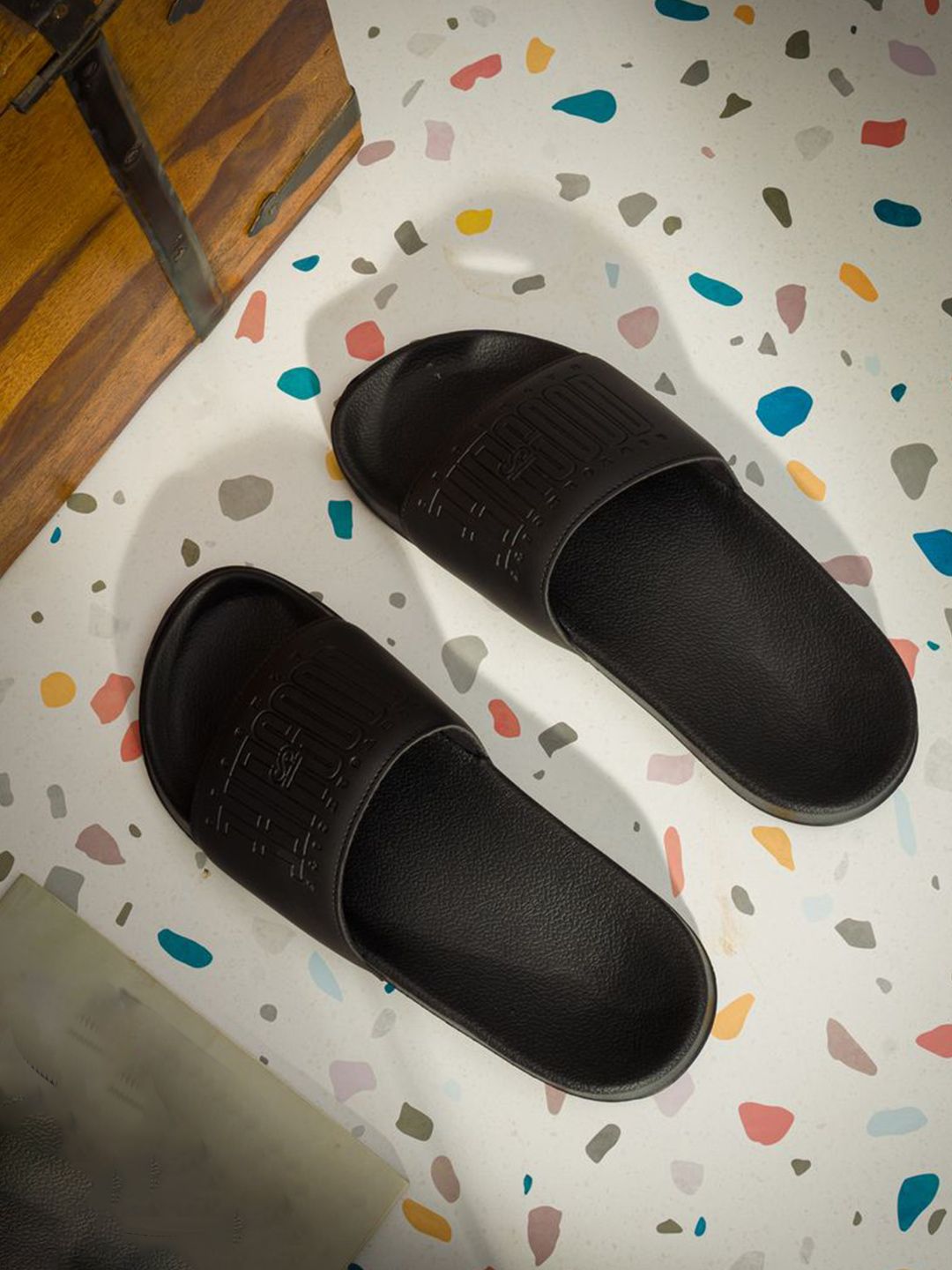 ARVAN Men Printed Sliders-picture-23