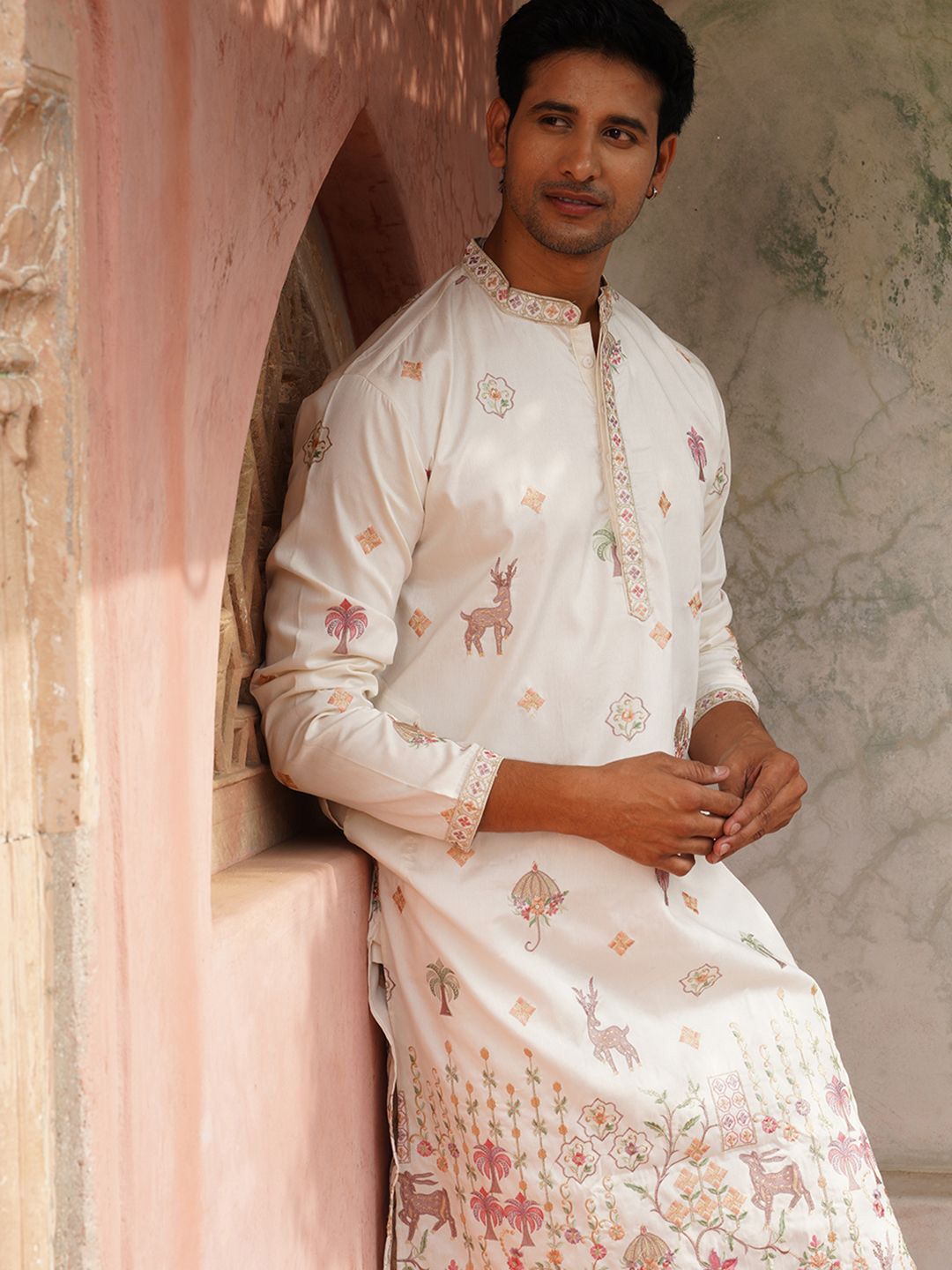 Jompers Men Floral Embroidered Chikankari Floral Kurta-picture-10