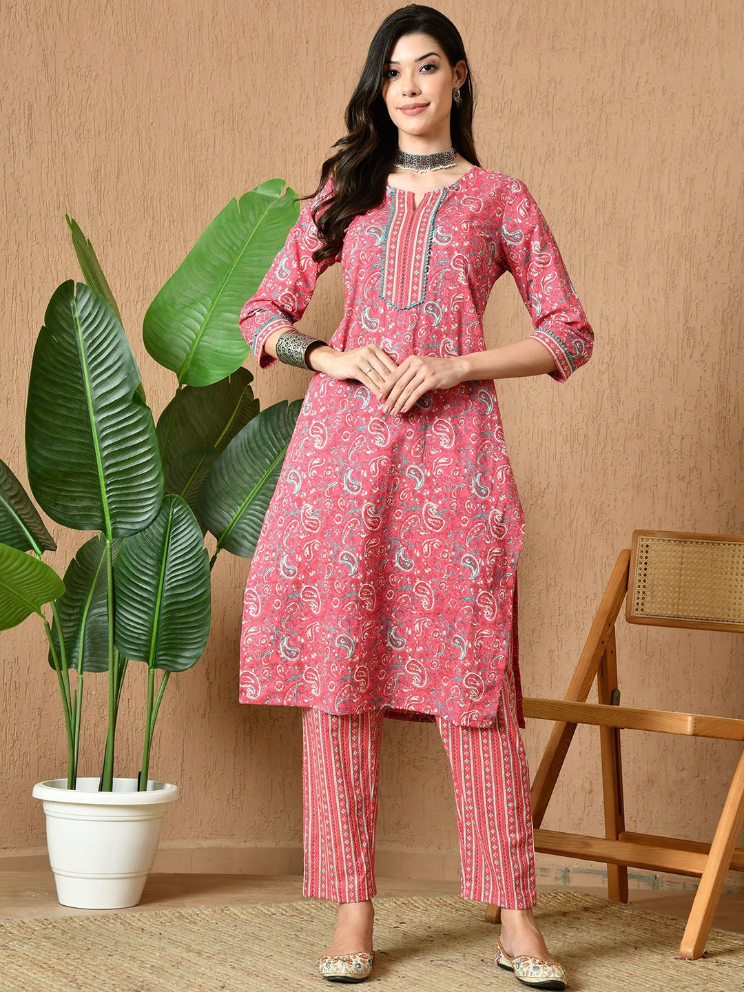 HERE&NOW Women Paisely Printed Regular Pure Cotton Kurta with Trousers