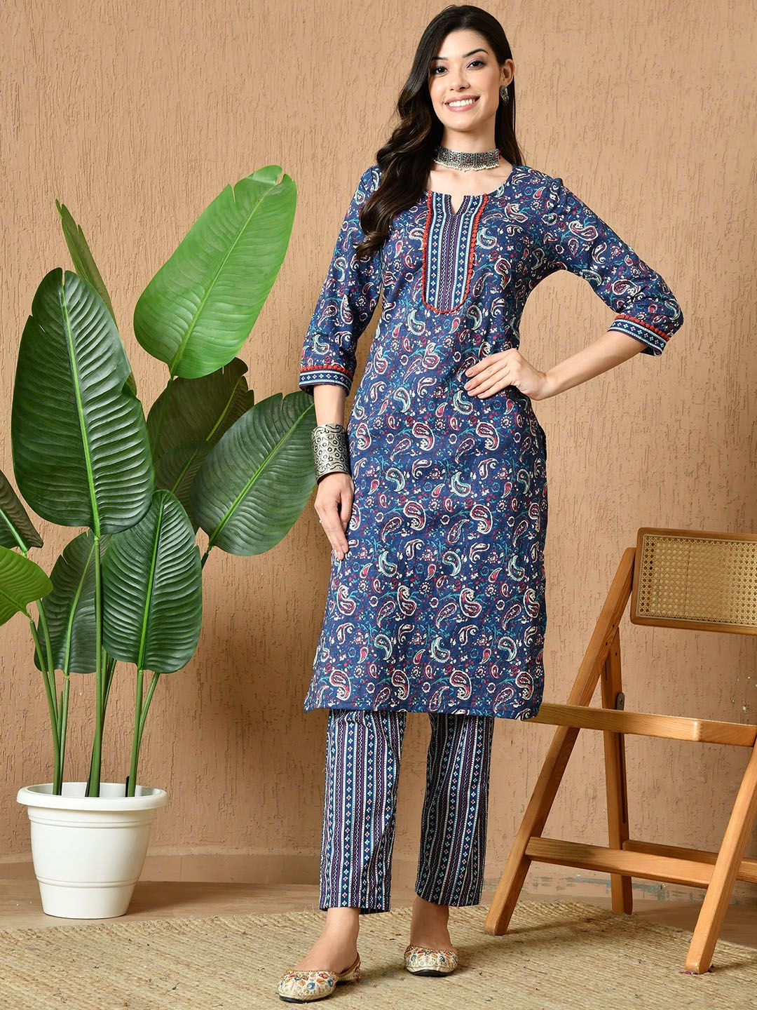HERE&NOW Women Floral Printed Cotton Kurta with Trousers