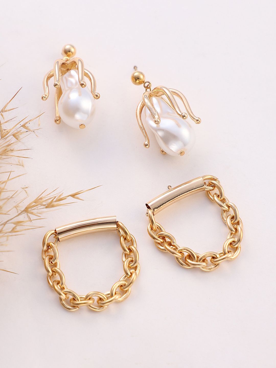 SOHI Set Of 2 Gold-Plated Pearls Beaded Contemporary Drop Earrings-picture-32
