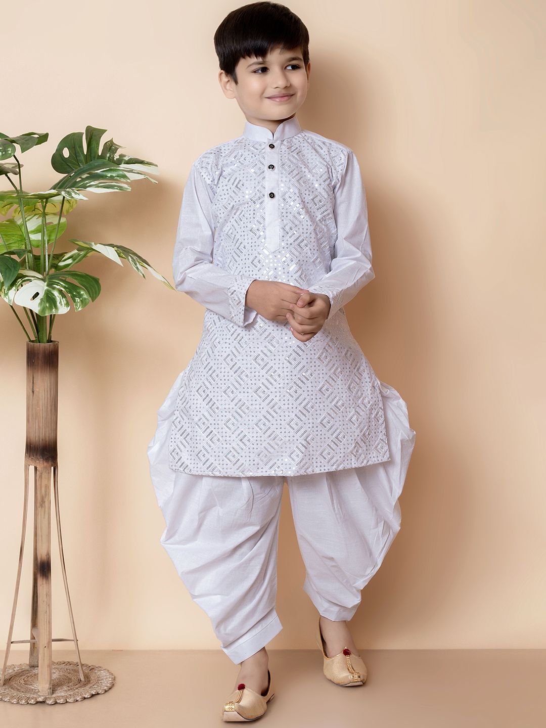 AHLAN APPARELS Boys Ethnic Motifs Embroidered Regular Sequinned Kurta with Patiala-picture-41