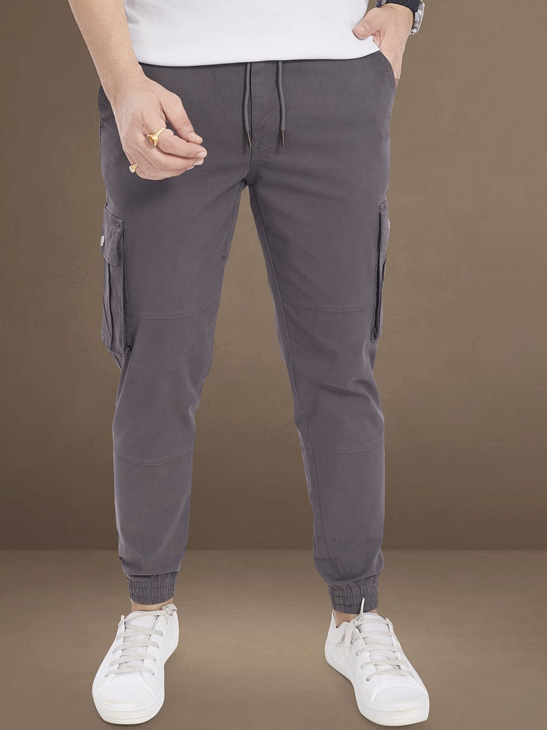 THE BEETEL HOUSE Men Carrot Easy Wash Cargos Trousers-picture-23