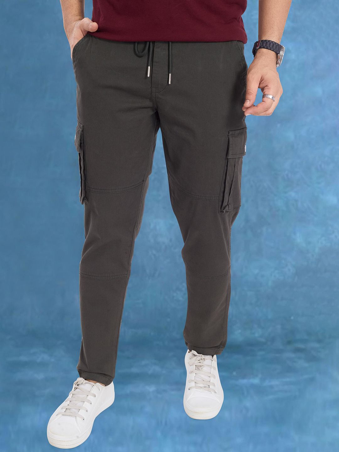 THE BEETEL HOUSE Men Relaxed Straight Leg Easy Wash Cargos Trousers-picture-30