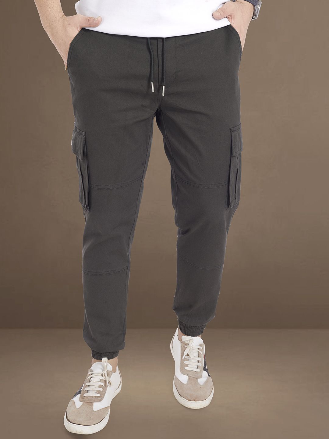 THE BEETEL HOUSE Men Carrot Easy Wash Cargos Trousers-picture-22