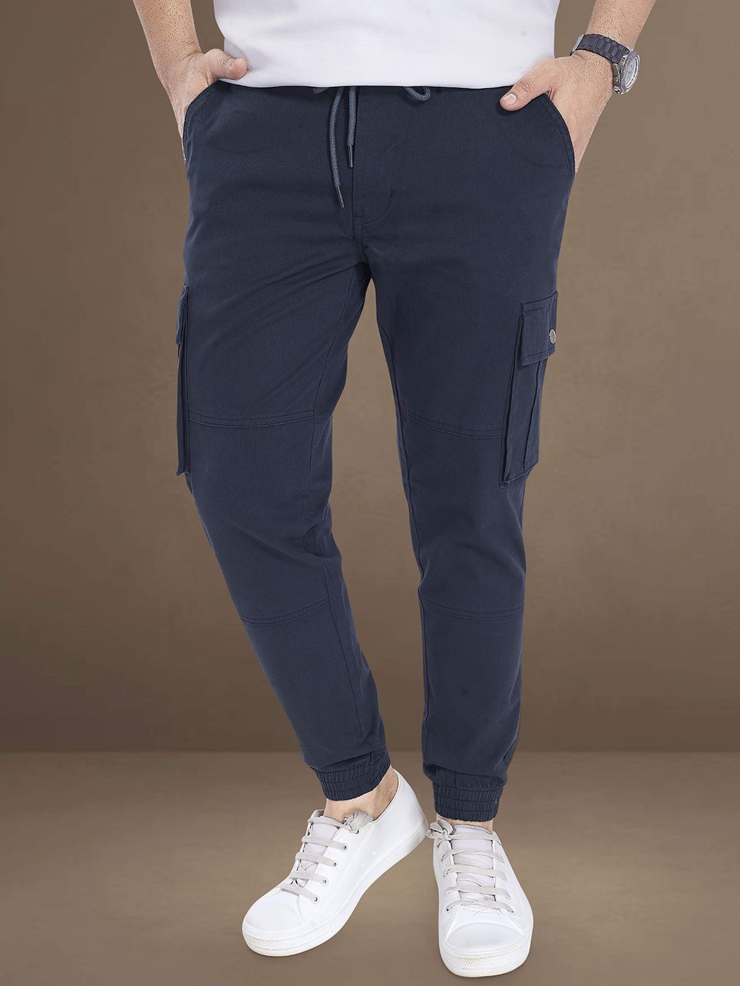 THE BEETEL HOUSE Men Carrot Easy Wash Mid-Rise Cargos Trousers-picture-35