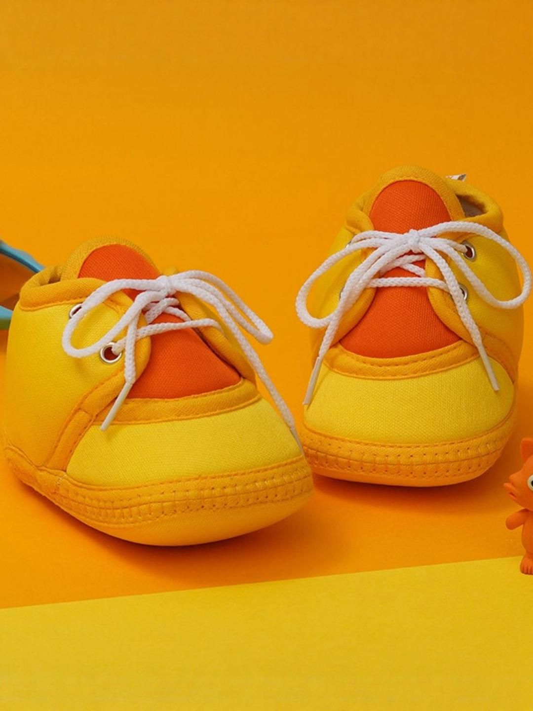 NESKA MODA Kids-Unisex Yellow Cotton Booties-picture-14