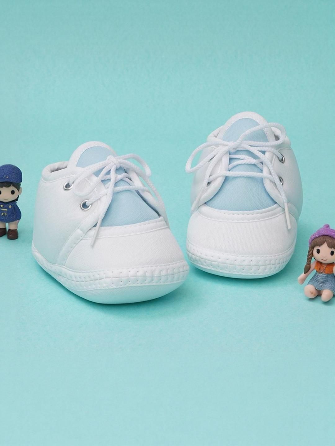 NESKA MODA Kids-Unisex White Cotton Booties-picture-32