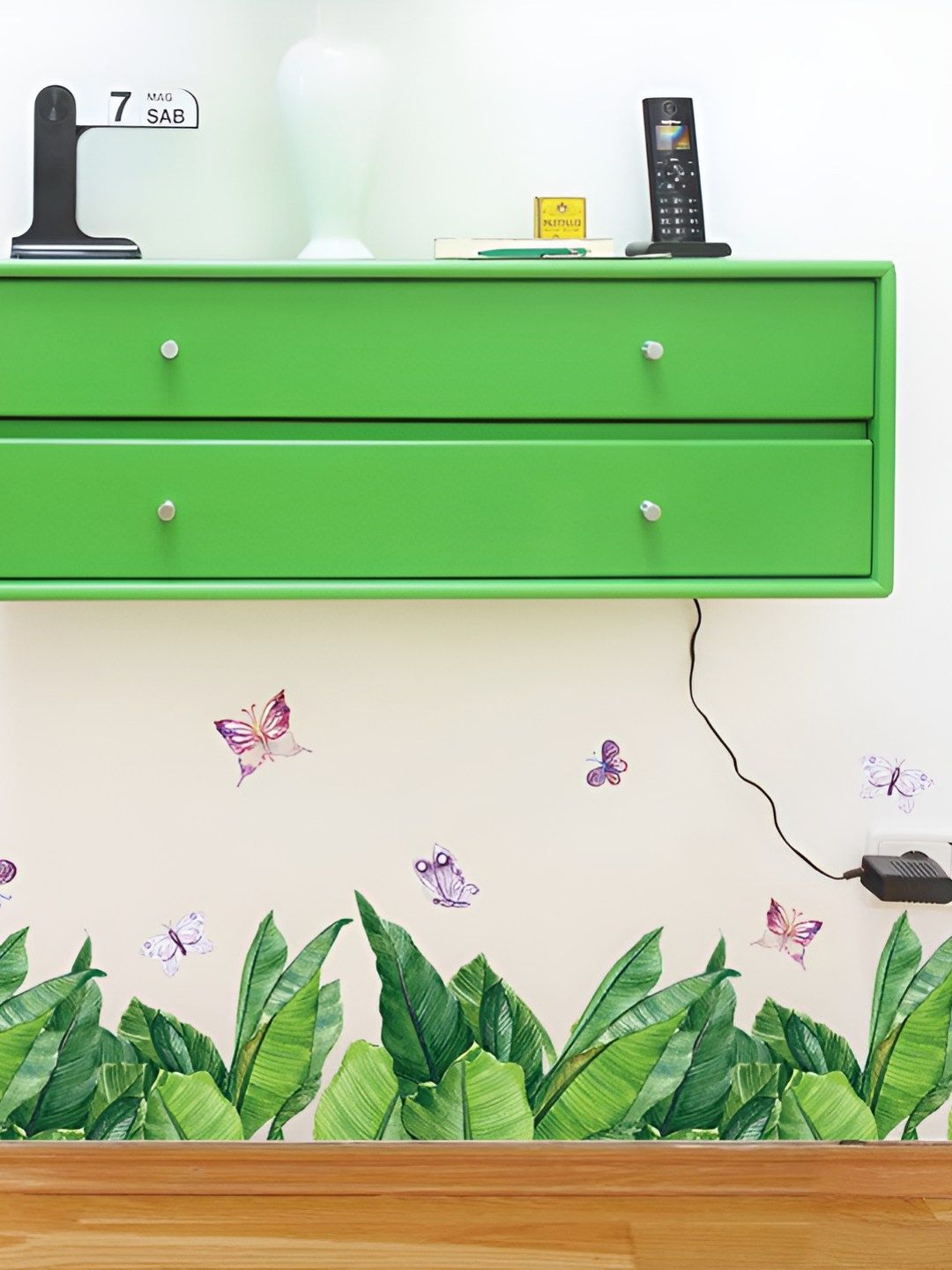 INDIAN ROYALS Green & White Printed Self-Adhesive & Durable Wall Sticker-picture-20