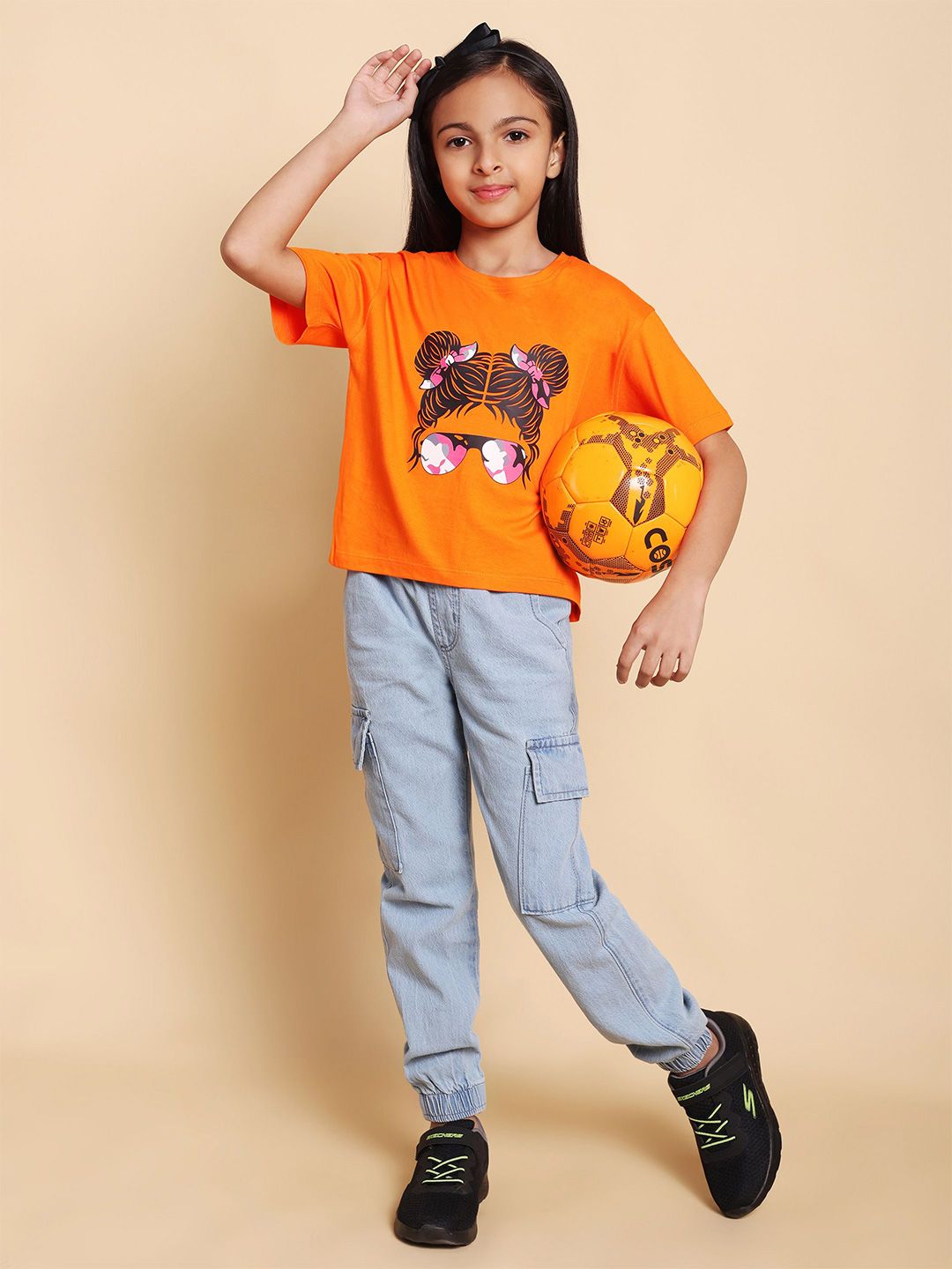 YK Girls Printed Round Neck Pure Cotton T-Shirt With Jogger-picture-52