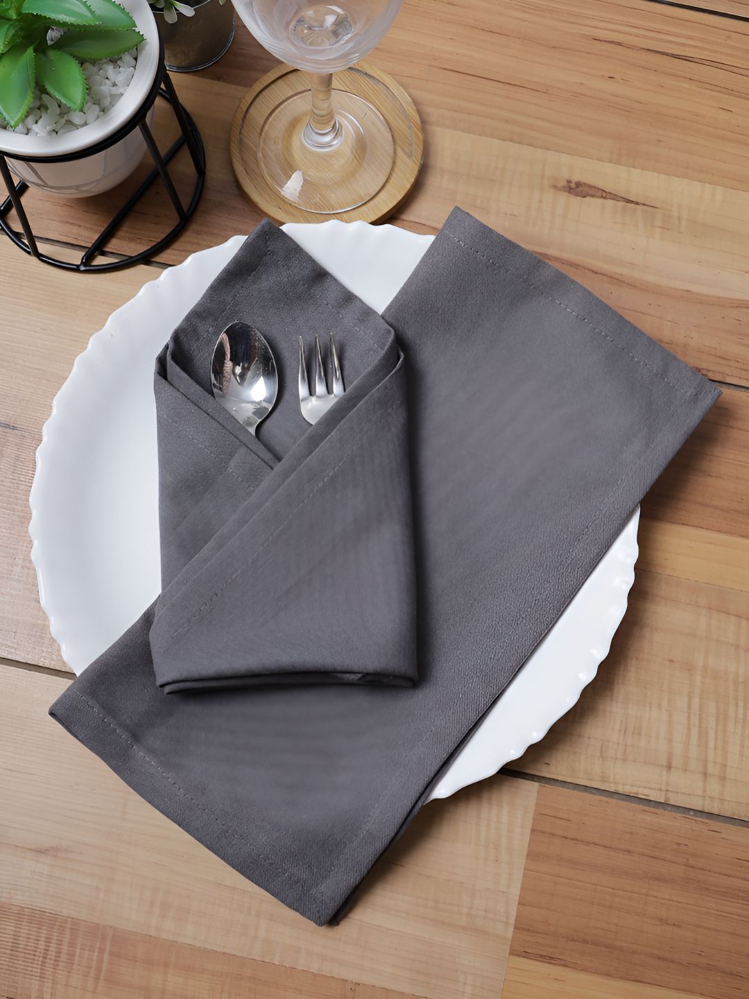 Aura Set of 6 Grey Cotton Table Napkins-picture-24