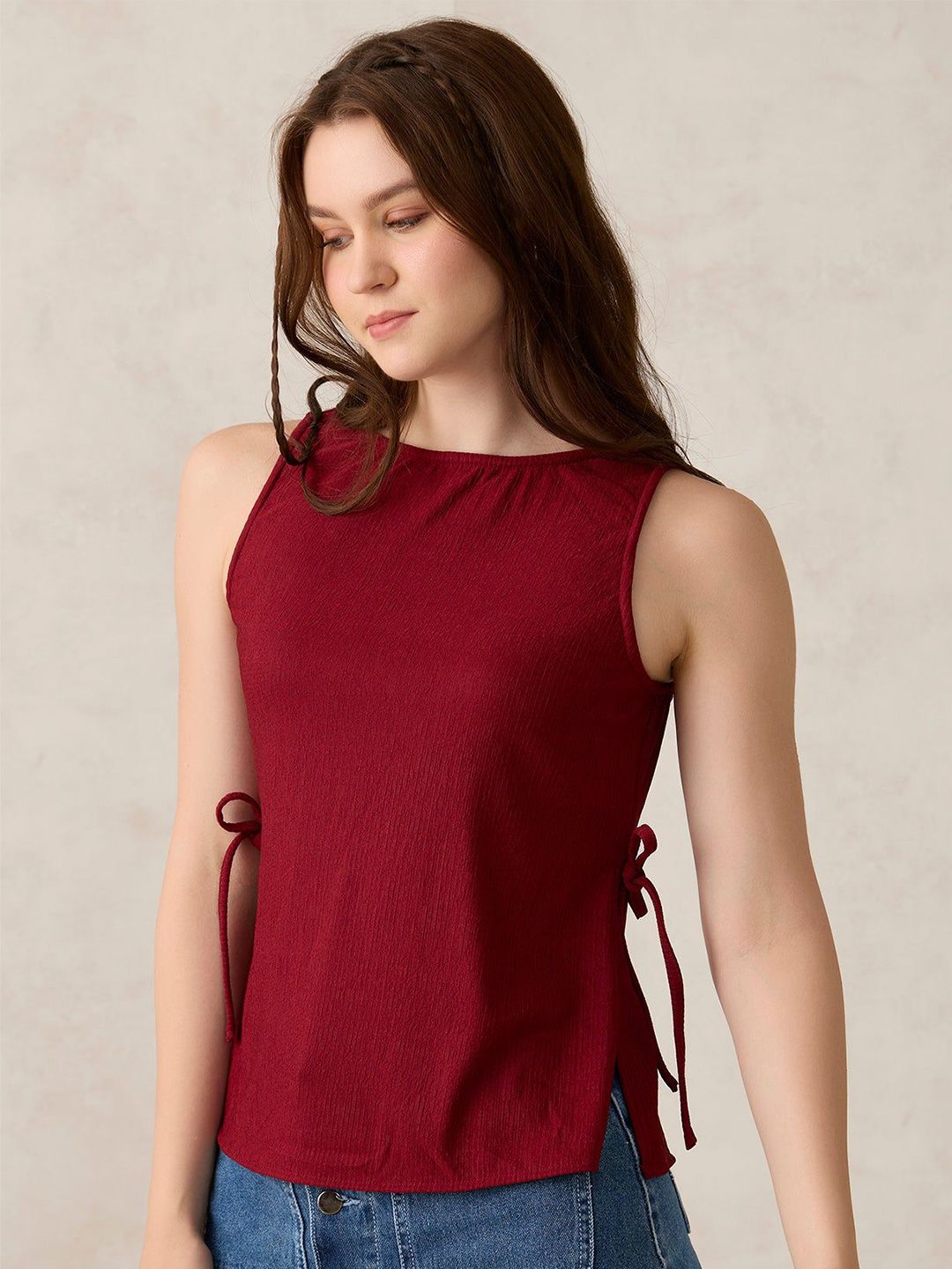 Outzidr Round Neck Fitted Top-picture-40