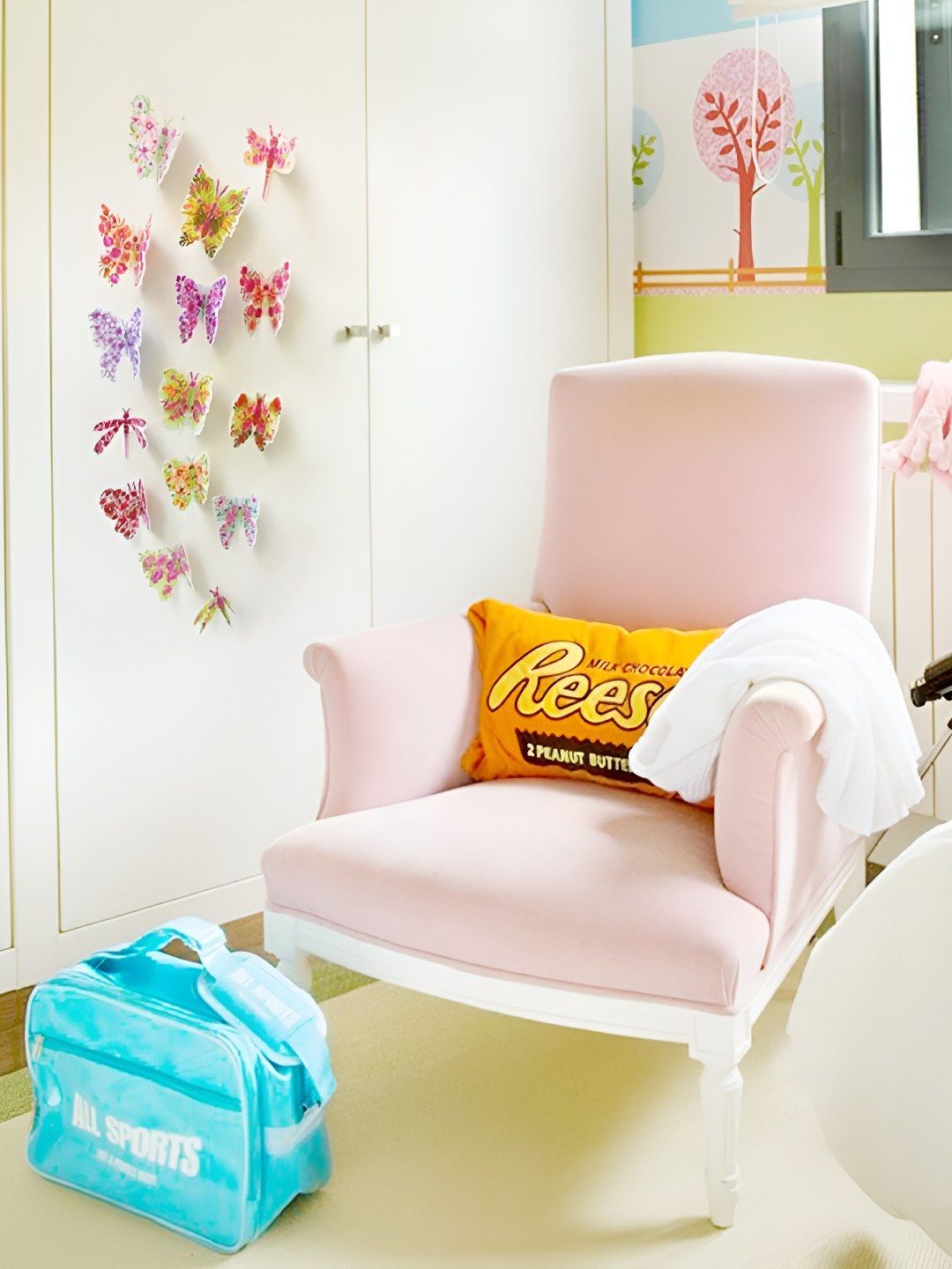 INDIAN ROYALS Purple & Pink Printed Self-Adhesive & Durable Wall Sticker-picture-19