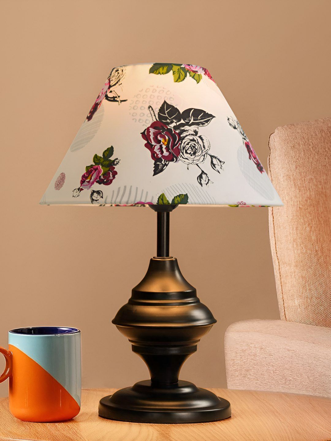 Decorcity Black & White Printed Metal Frustum Shaped Table Lamp-picture-56
